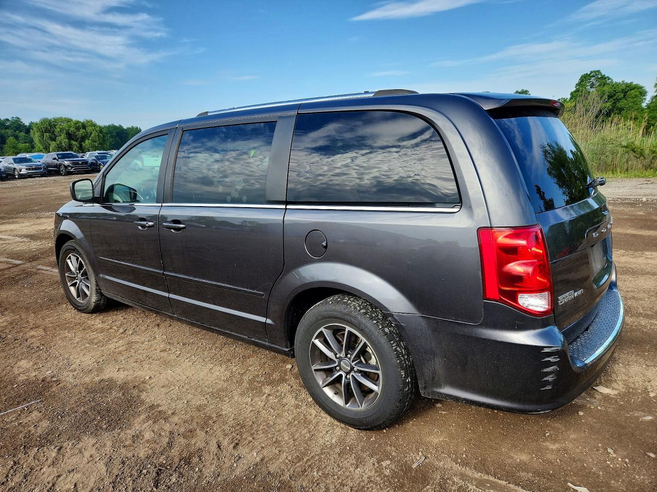 Dodge Caravan Sxt
