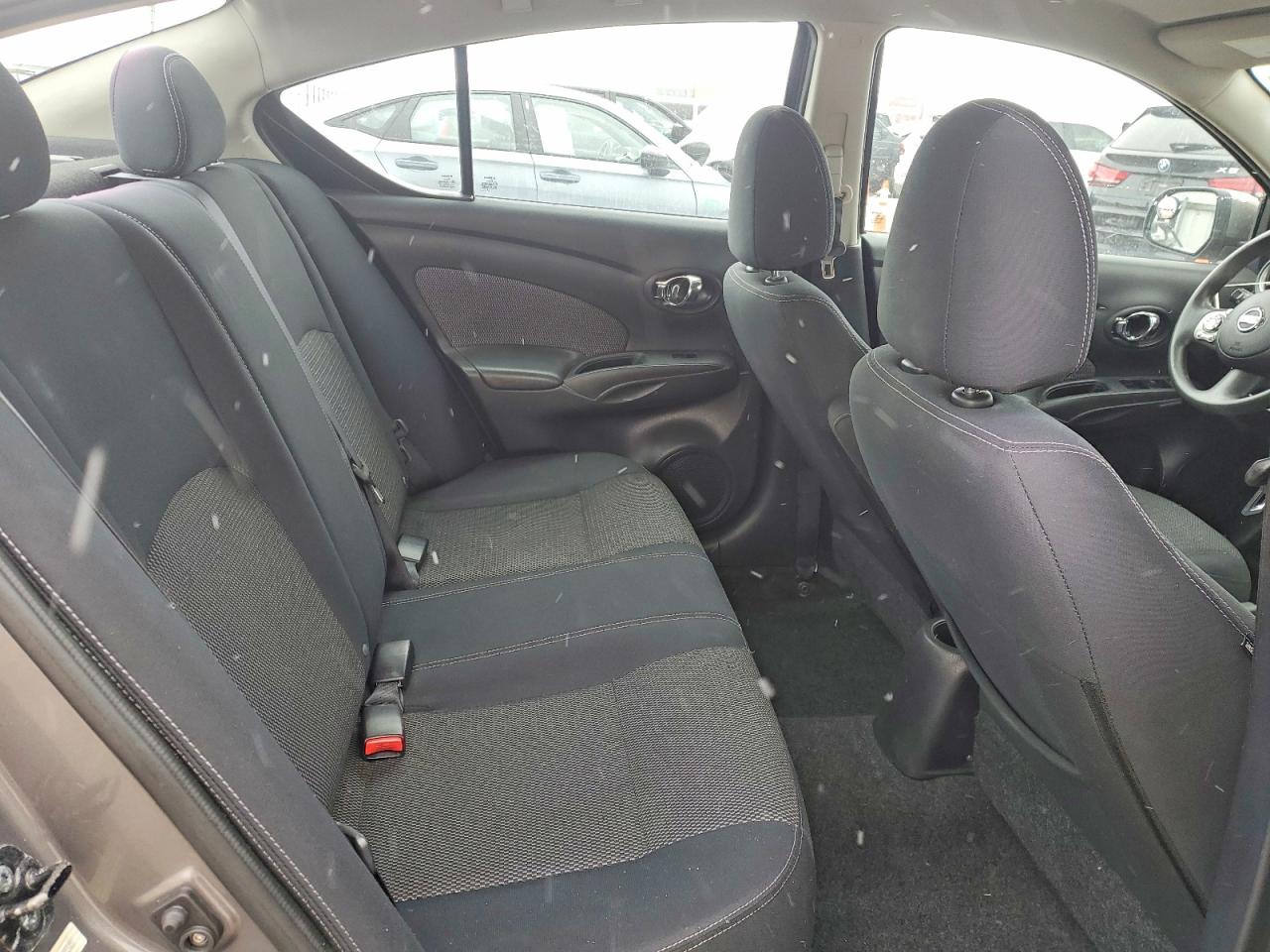 Nissan Versa S