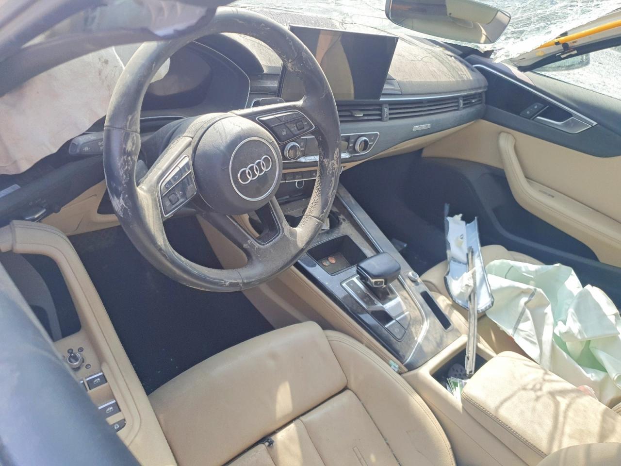 Audi A4 Premium Plus 45