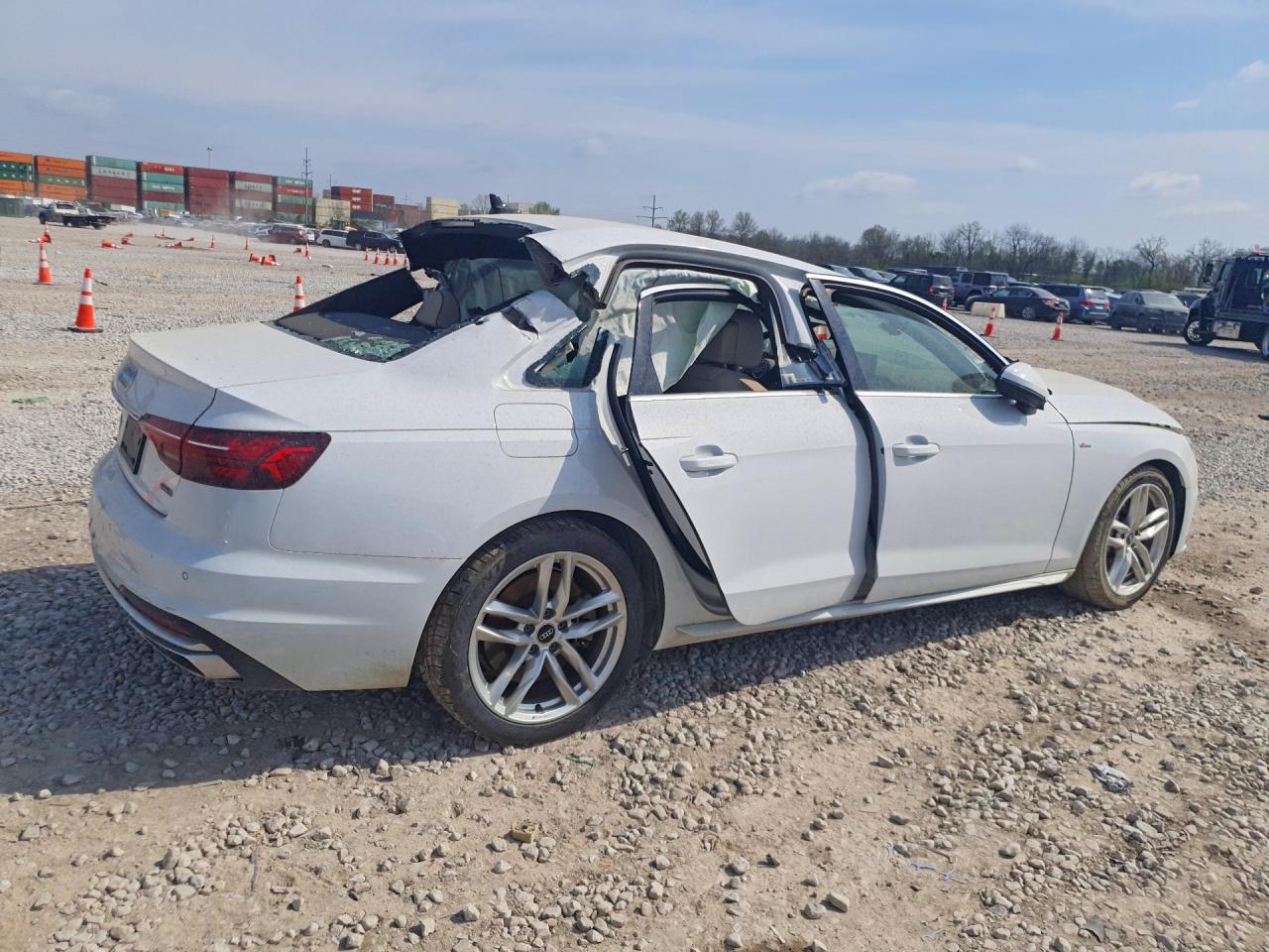 Audi A4 Premium Plus 45