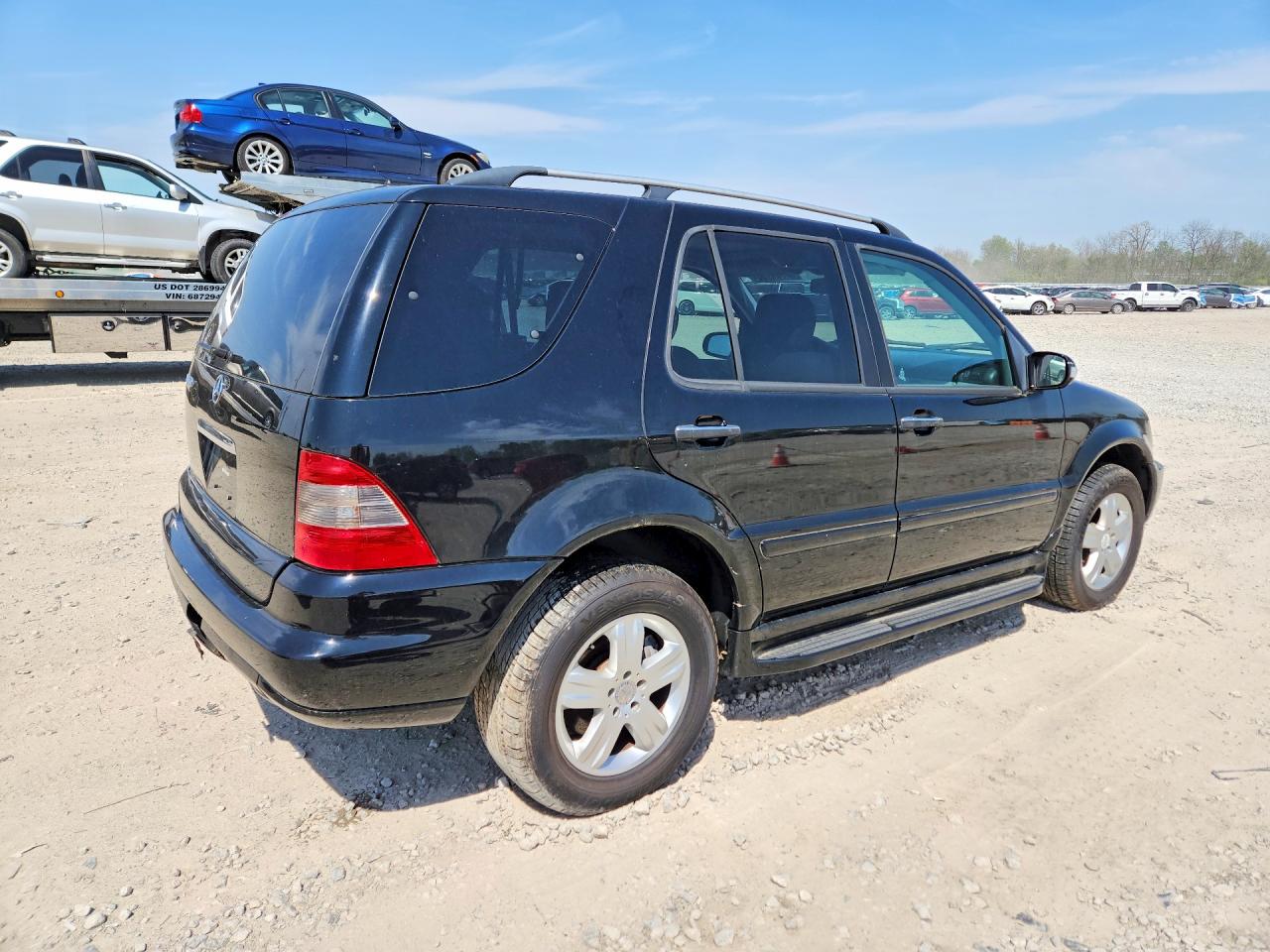 Mercedes-Benz M-Class 500