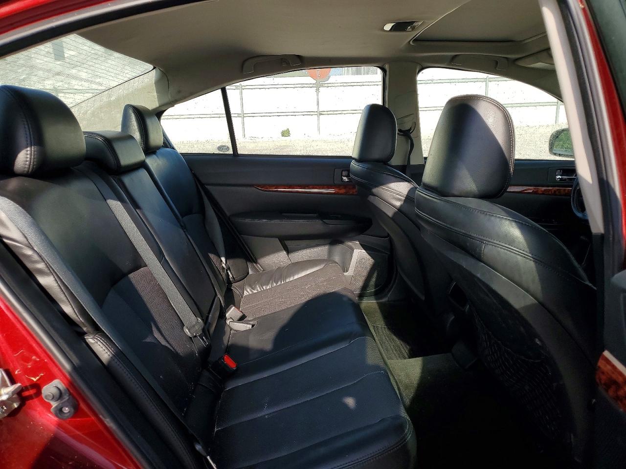 Subaru Legacy 3.6r Limited