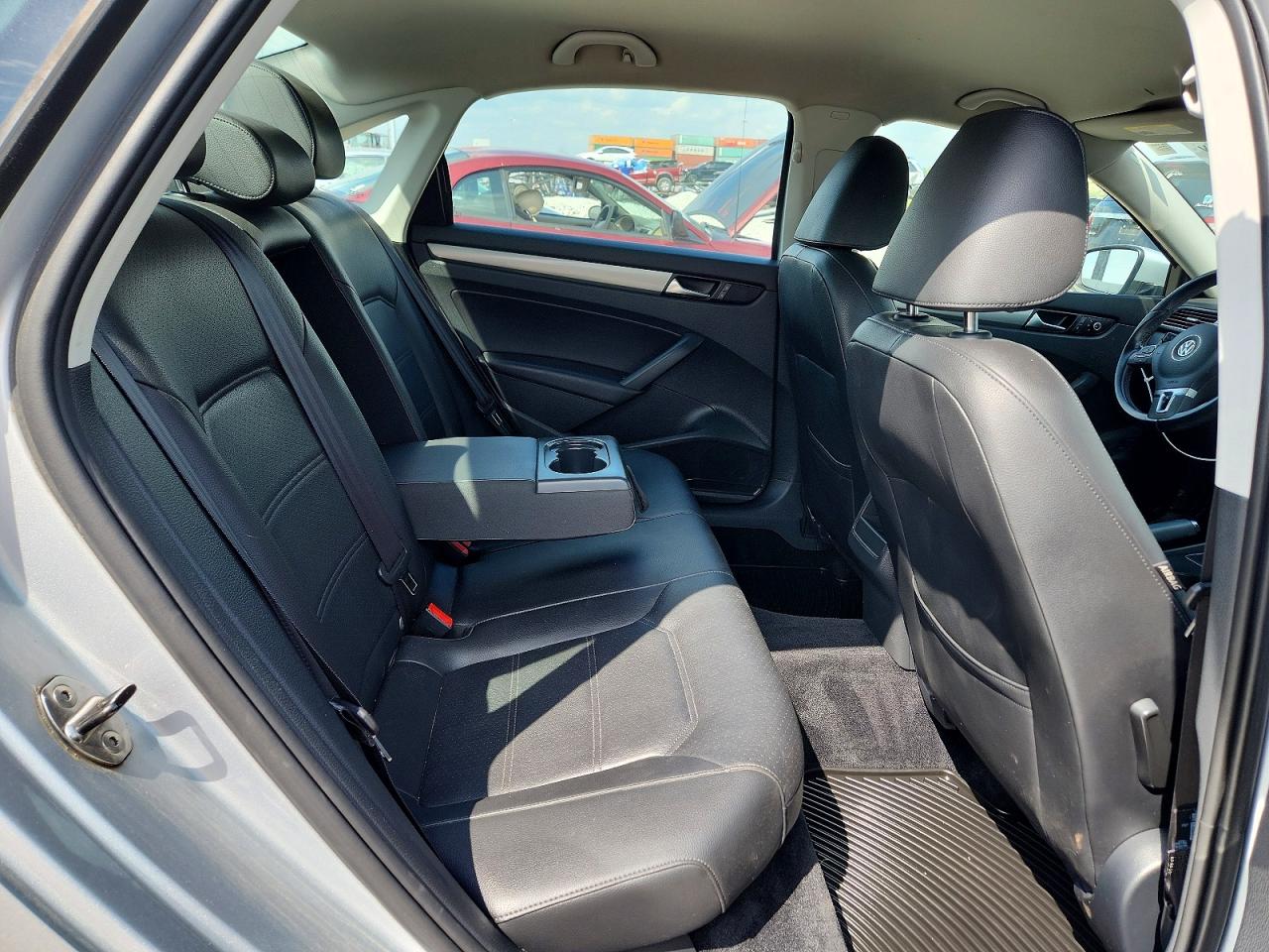 Volkswagen Passat S
