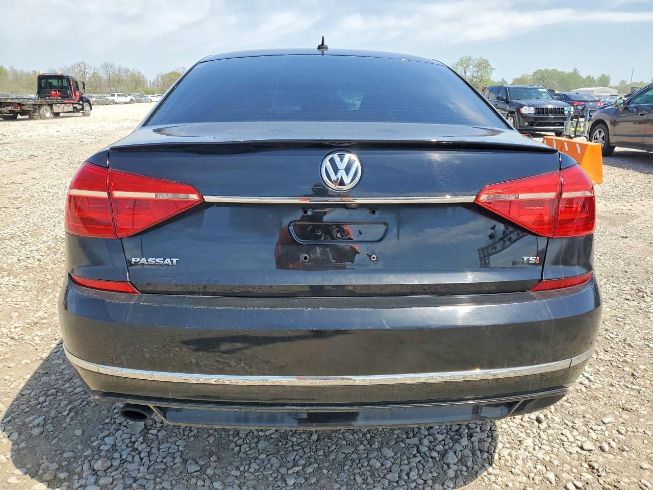 Volkswagen Passat S