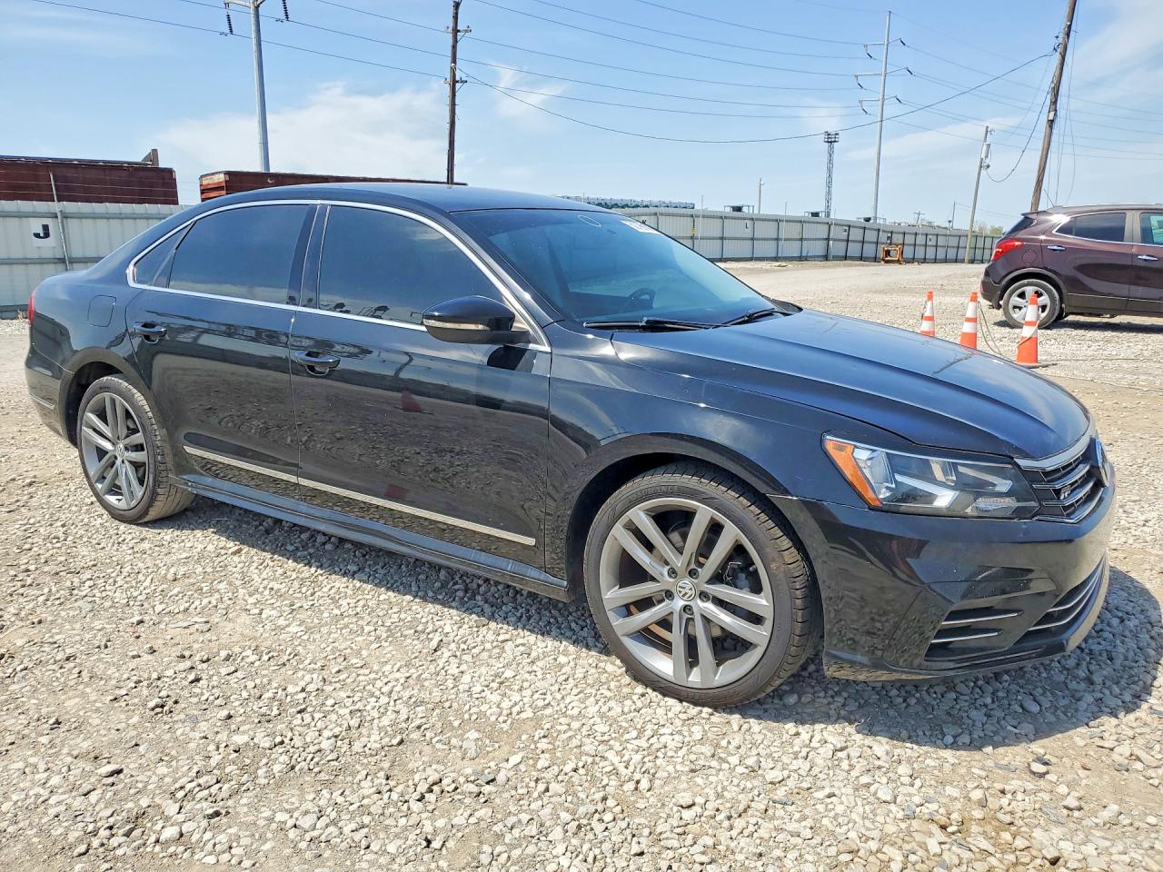 Volkswagen Passat S