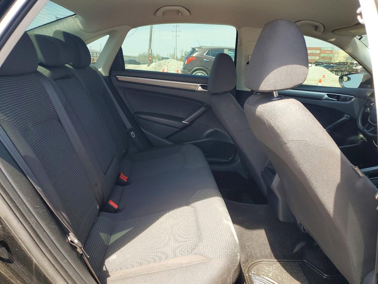 Volkswagen Passat S