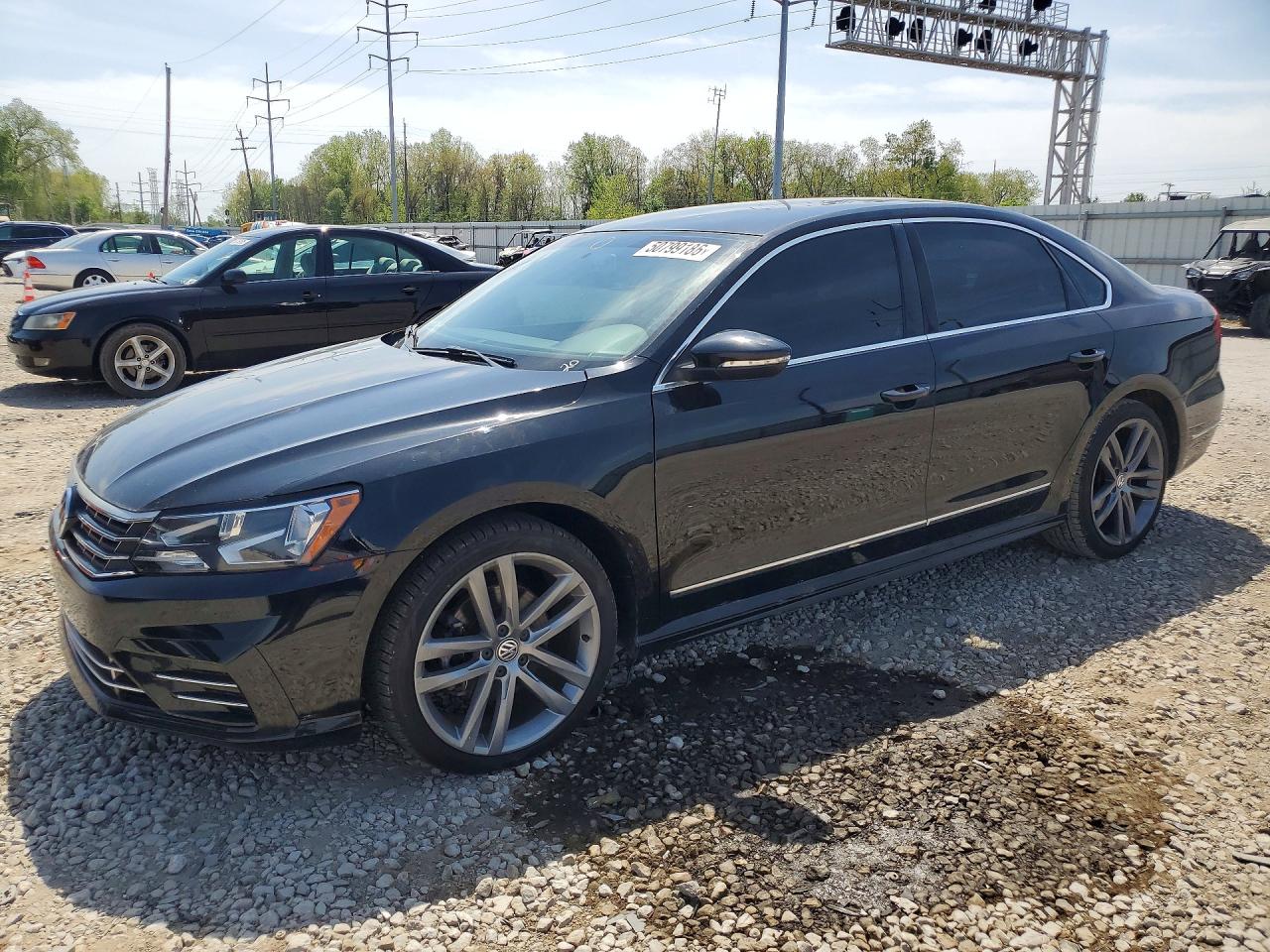 Salvage Volkswagen Passat Image