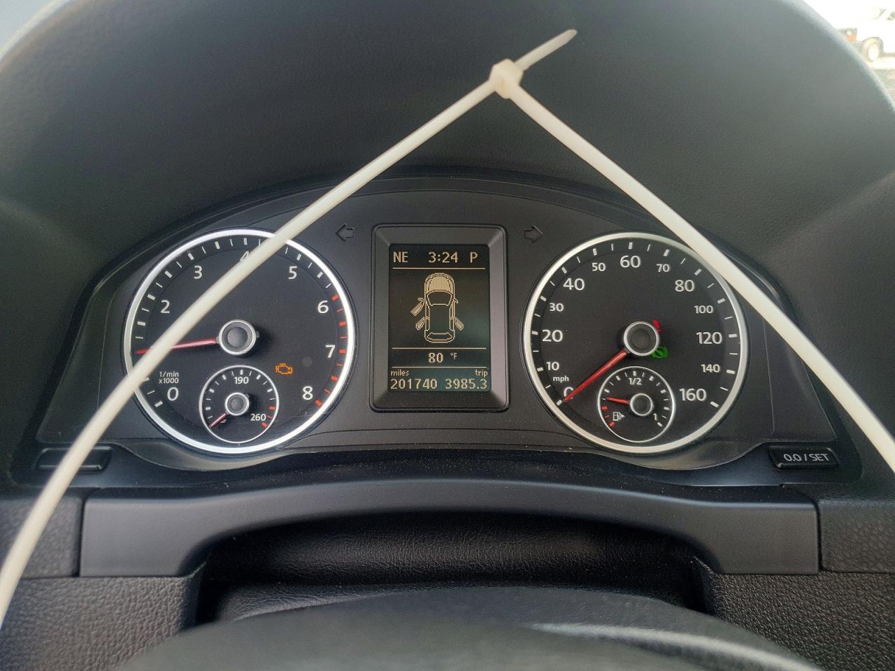 Volkswagen Tiguan S