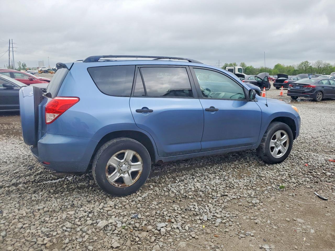 Toyota RAV4 Base