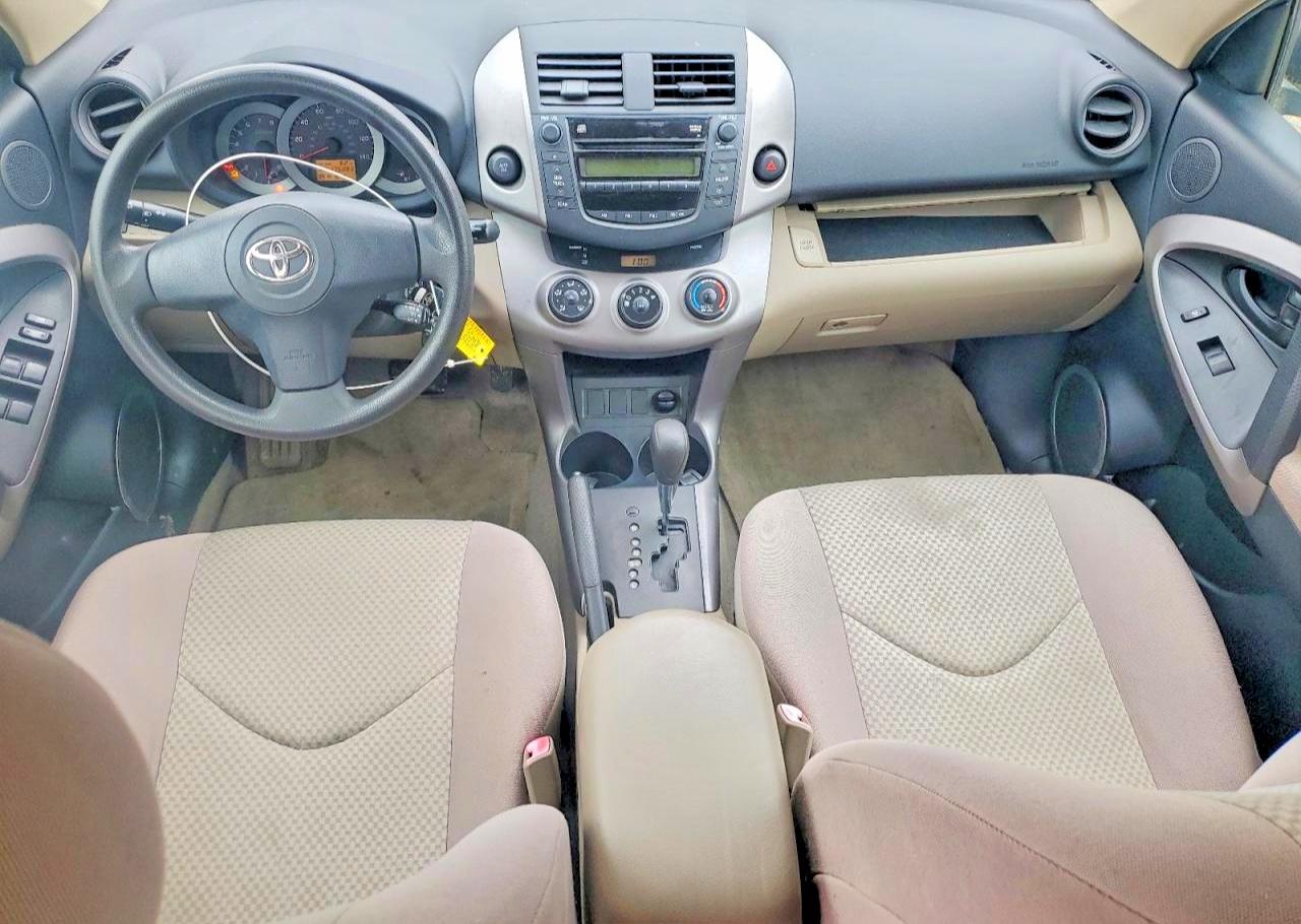 Toyota RAV4 Base