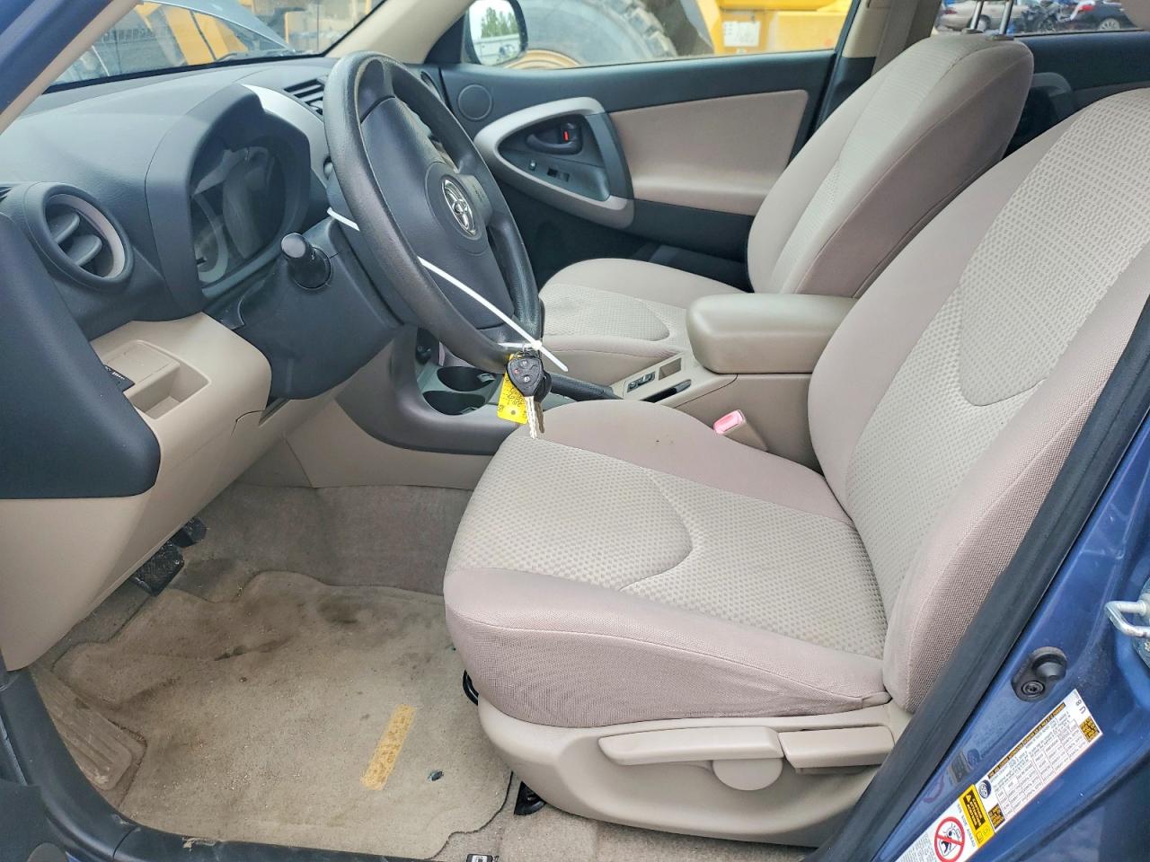 Toyota RAV4 Base