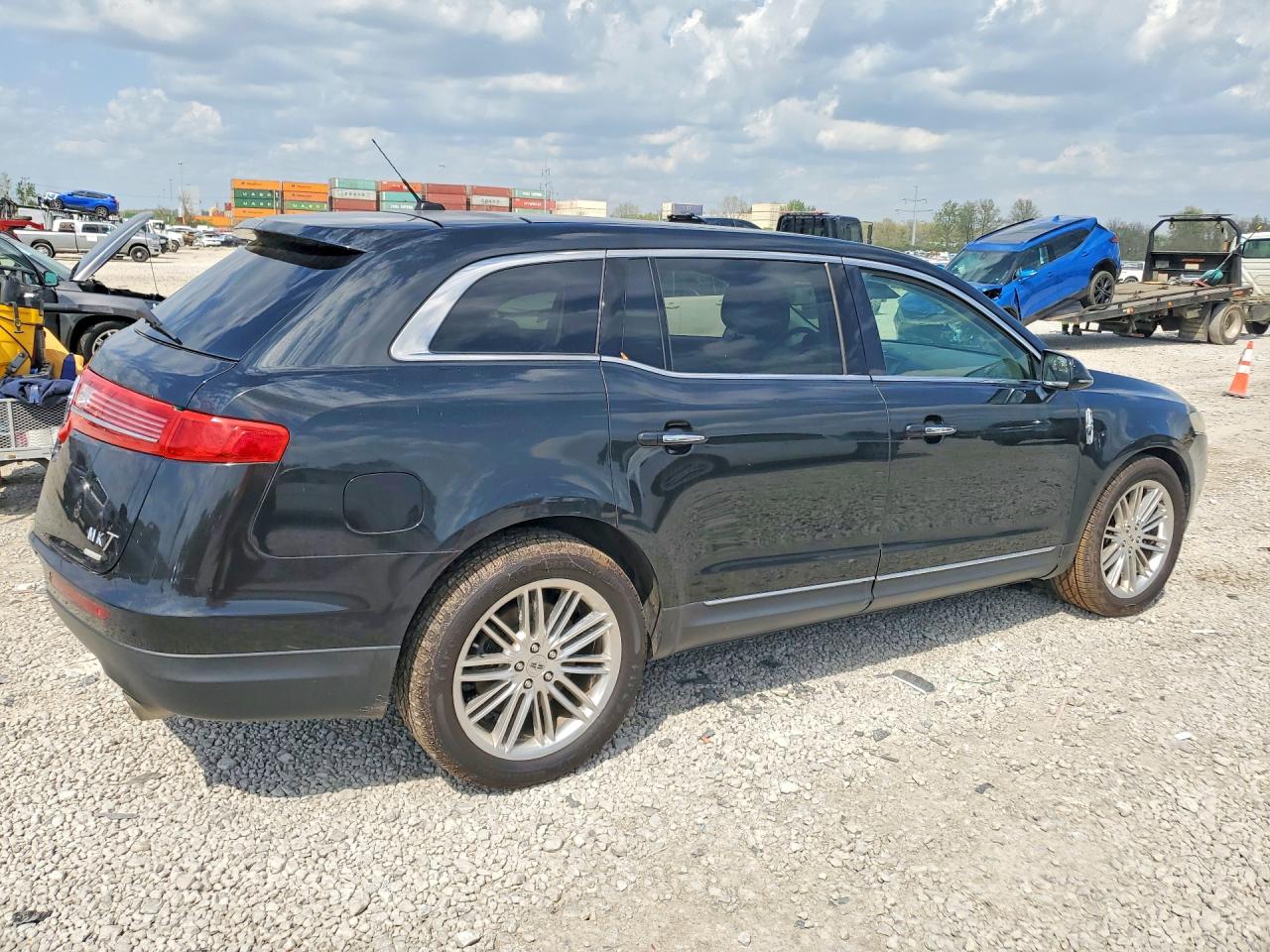 Lincoln MKT