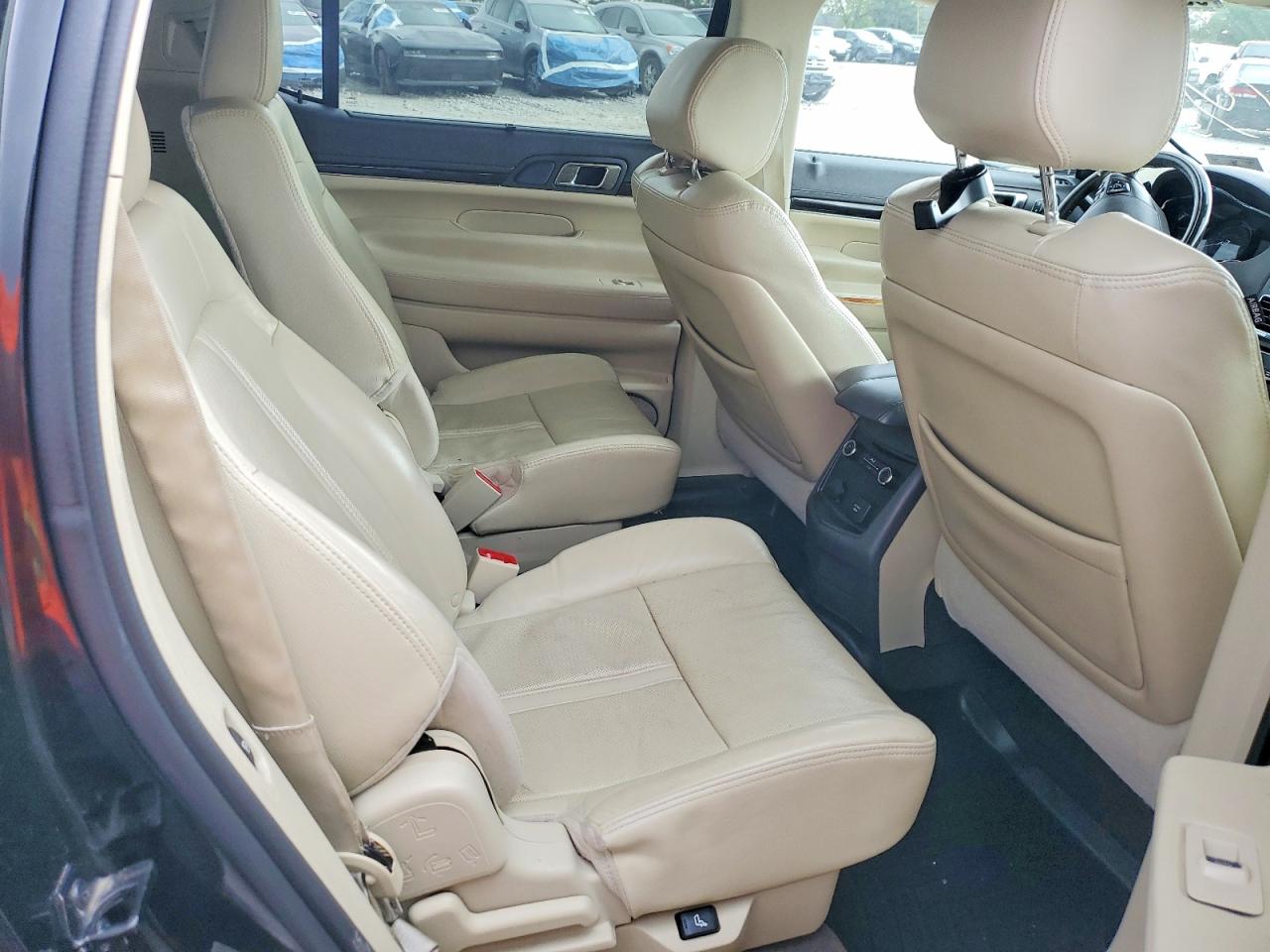 Lincoln MKT