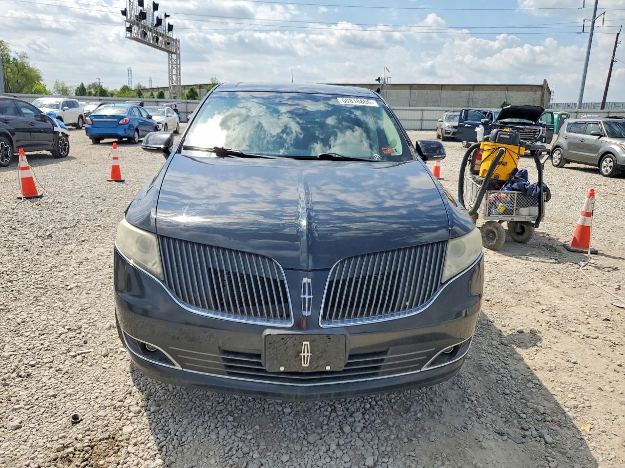 Lincoln MKT