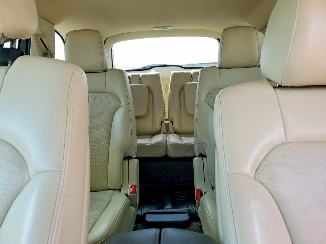 Lincoln MKT