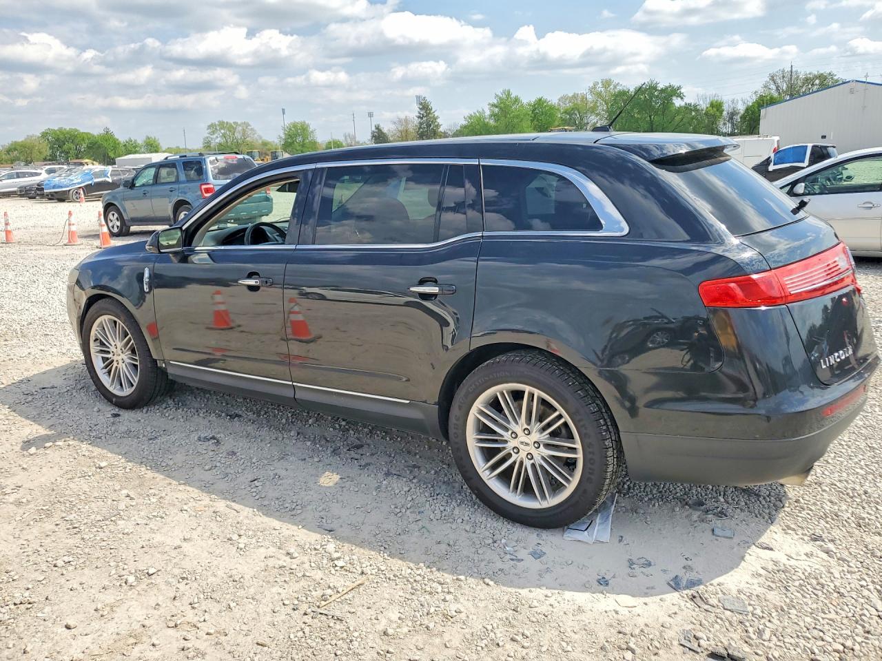 Lincoln MKT