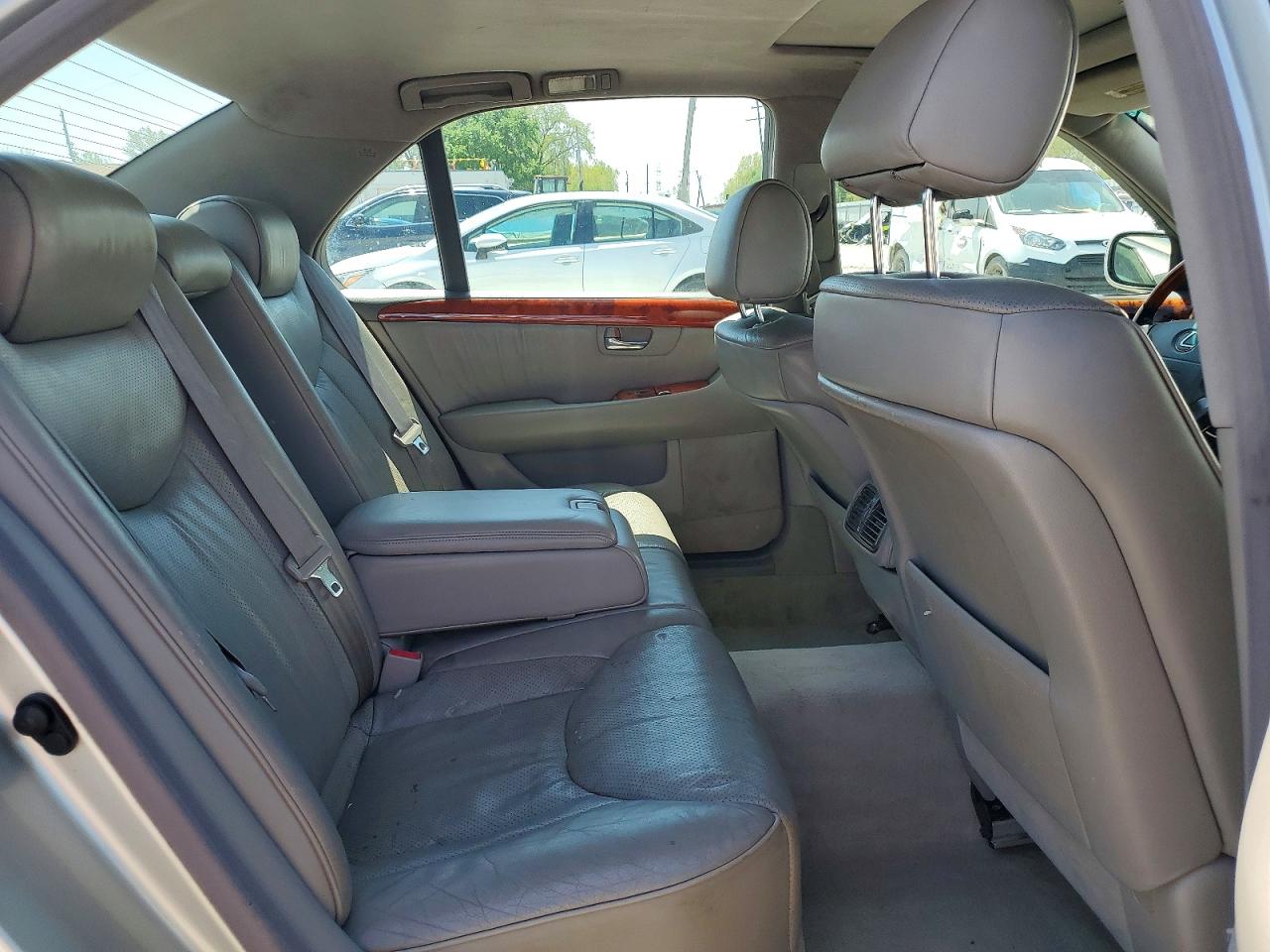 Lexus LS 430