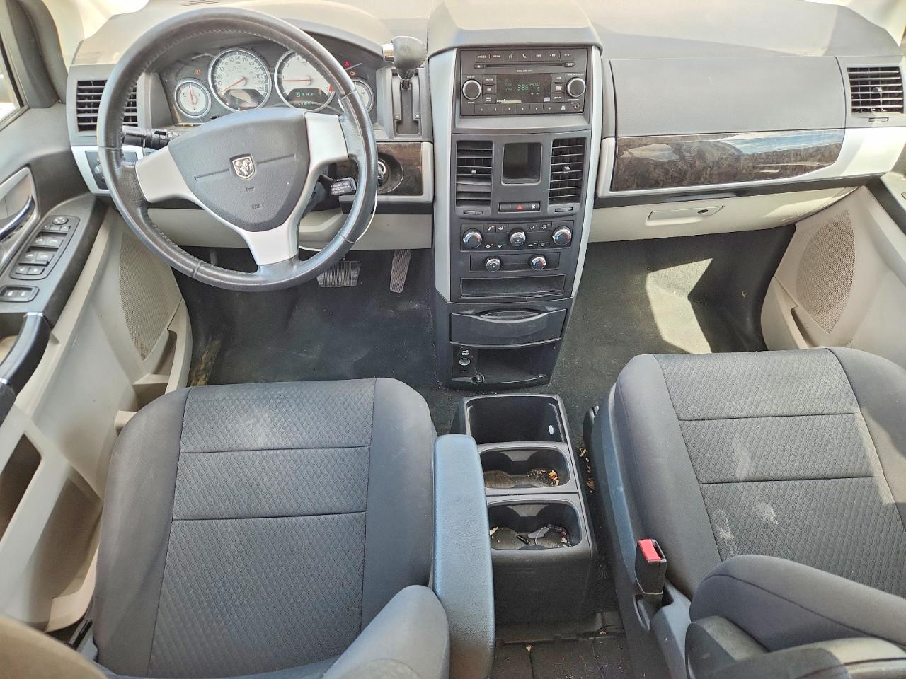 Dodge Caravan Sxt