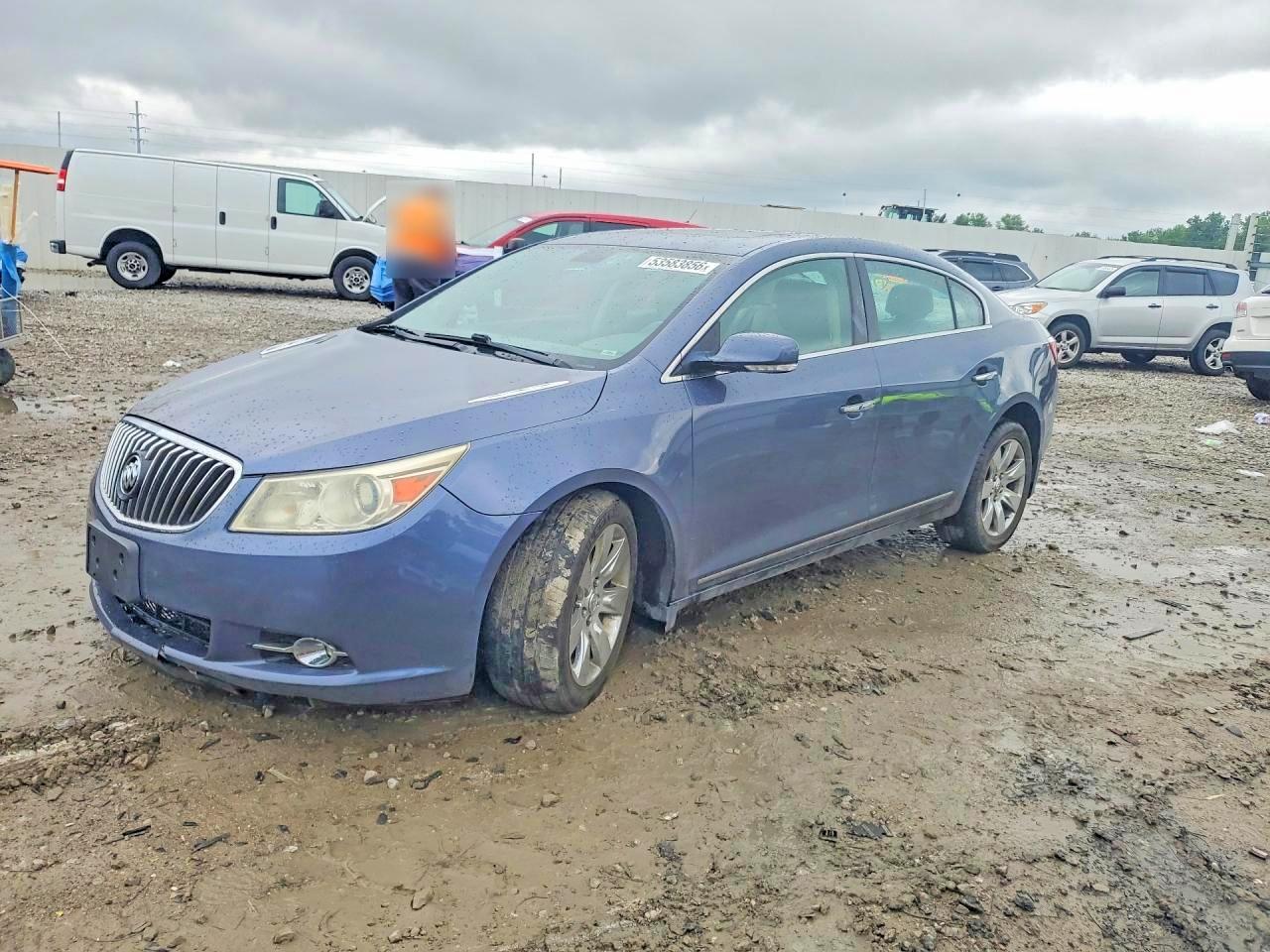 Salvage Buick LaCrosse Image