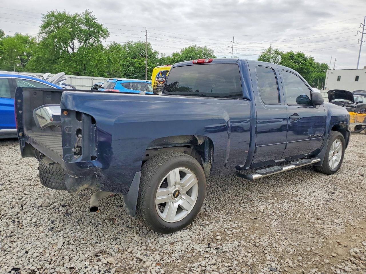 Chevrolet Silverado C1500