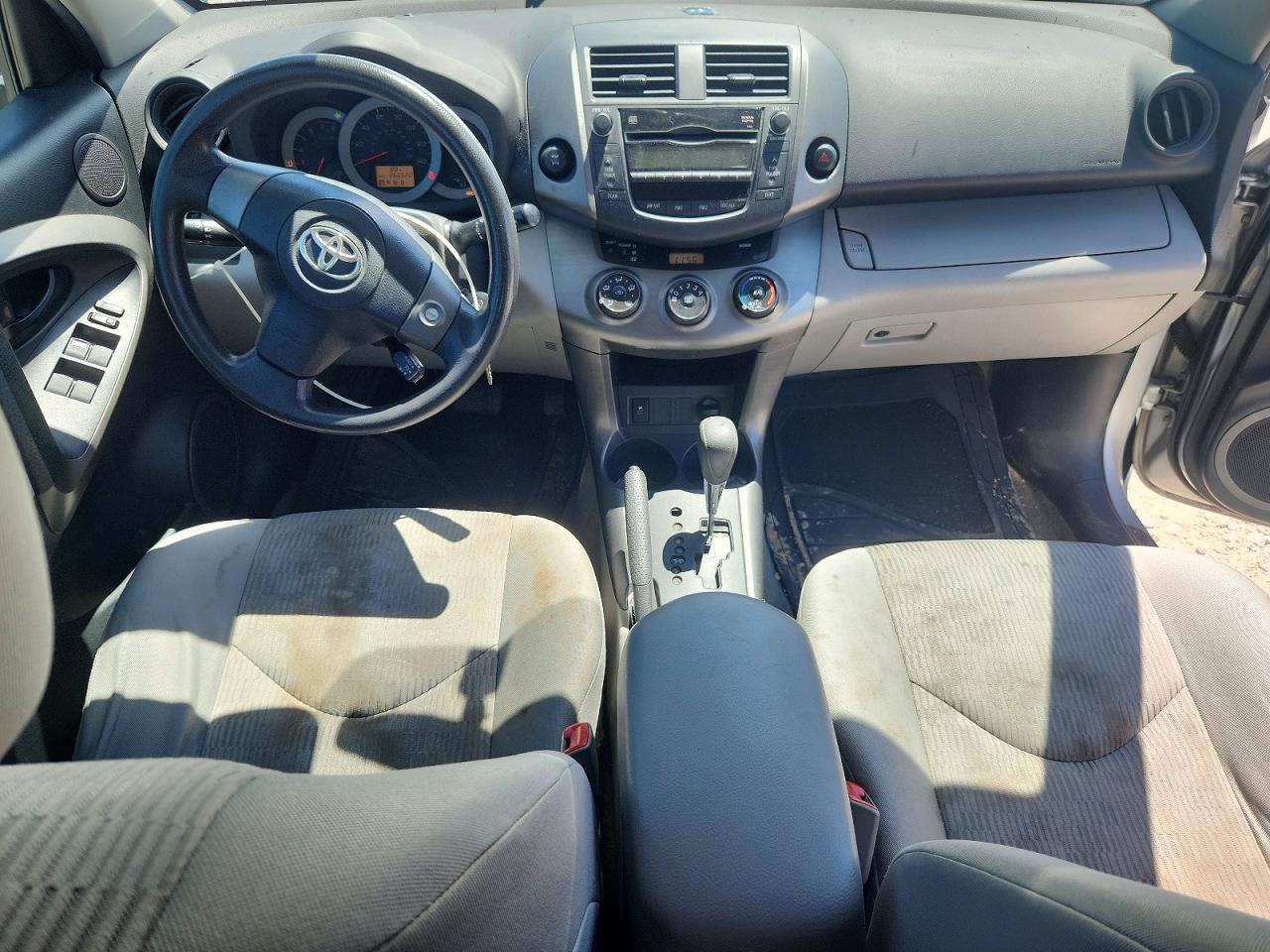 Toyota RAV4 Base