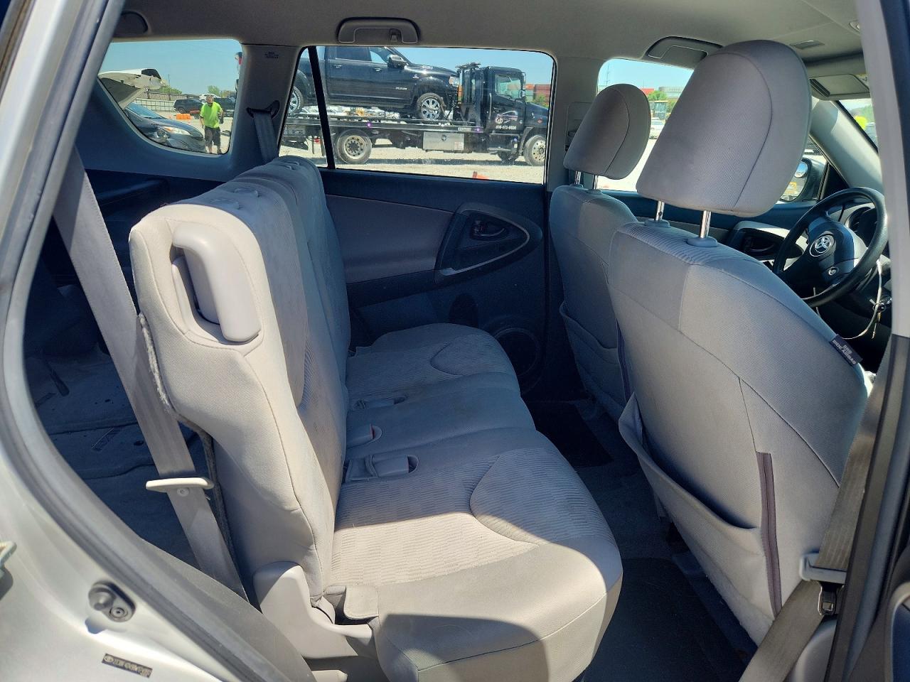 Toyota RAV4 Base