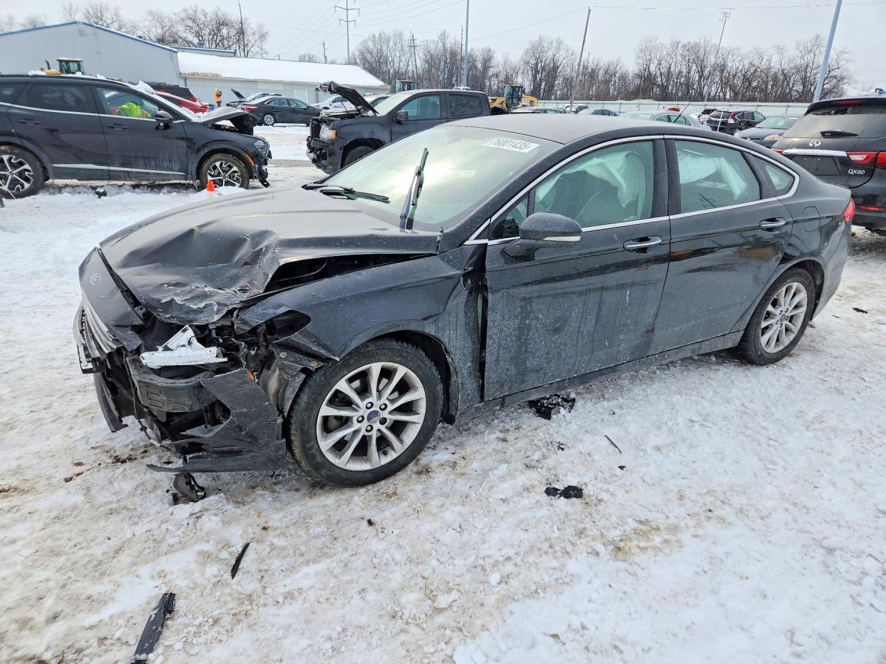 Salvage Ford Fusion Image