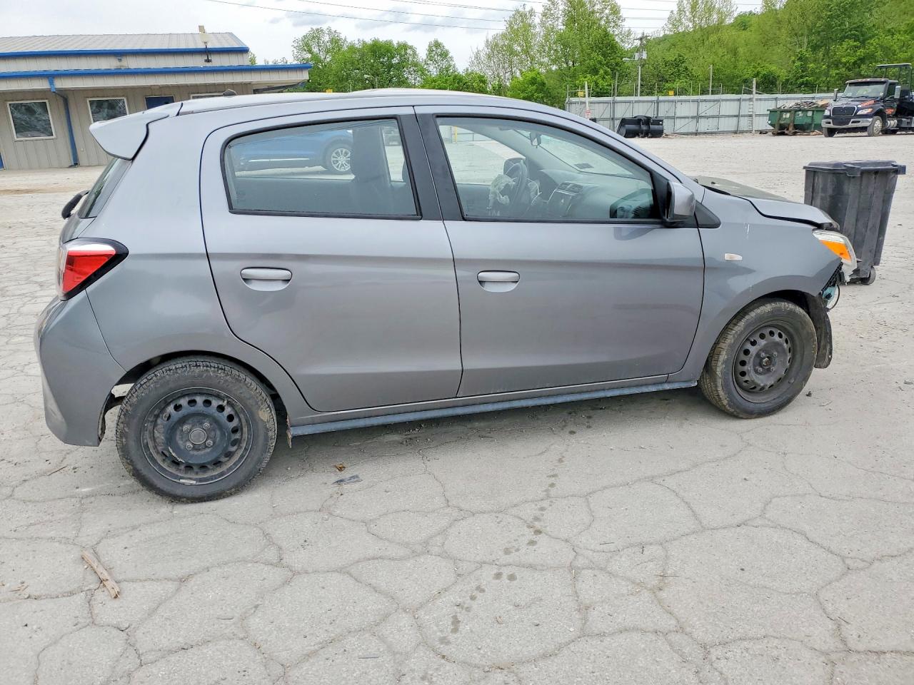 Mitsubishi Mirage Es