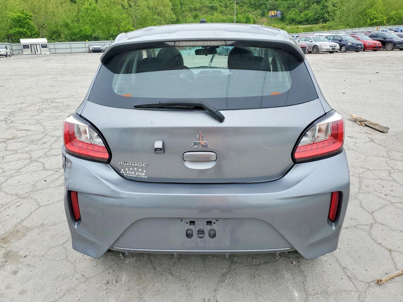 Mitsubishi Mirage Es