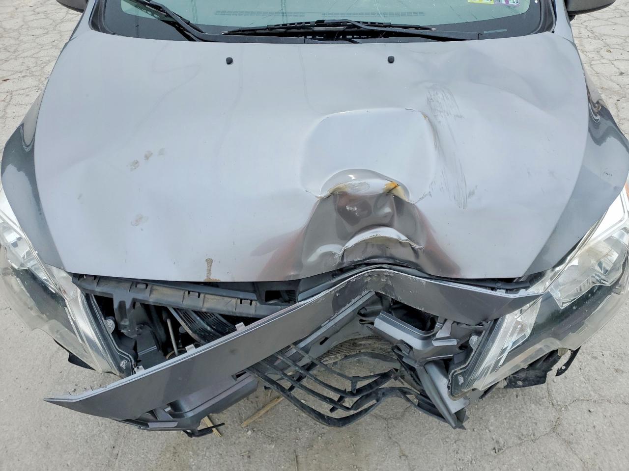 Mitsubishi Mirage Es