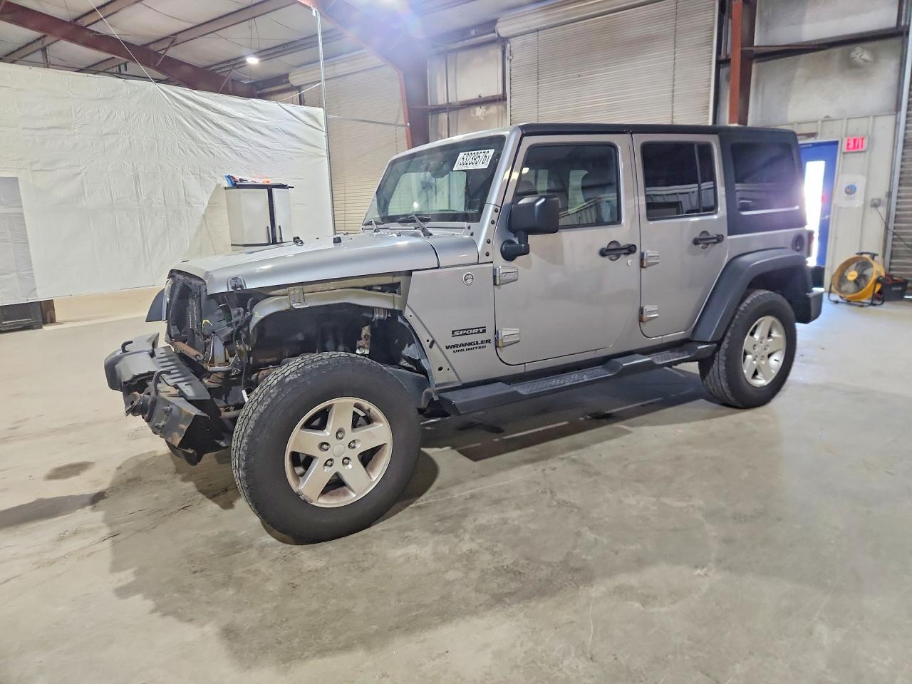 Salvage Jeep Wrangler Image