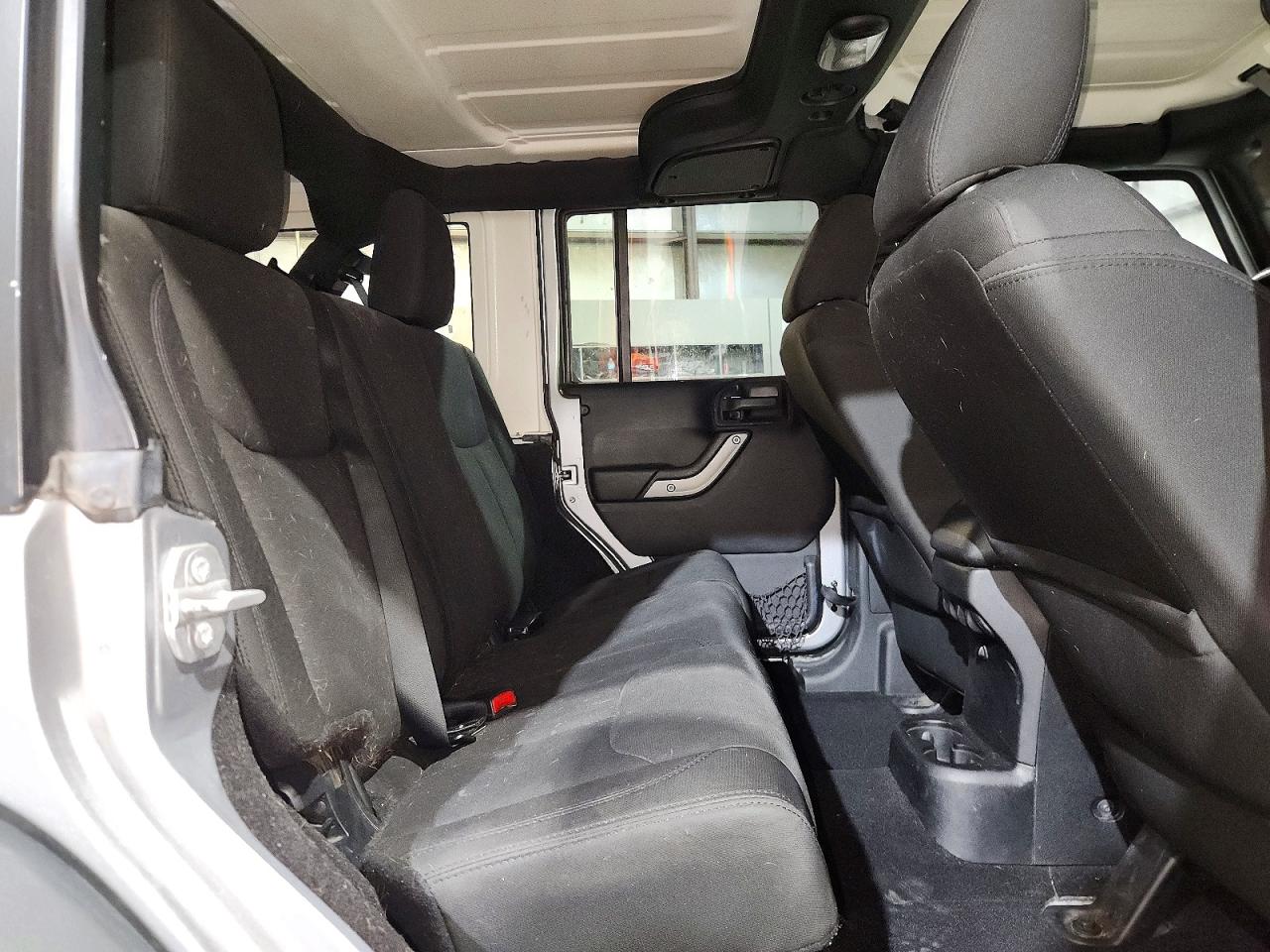 Jeep Wrangler Sport