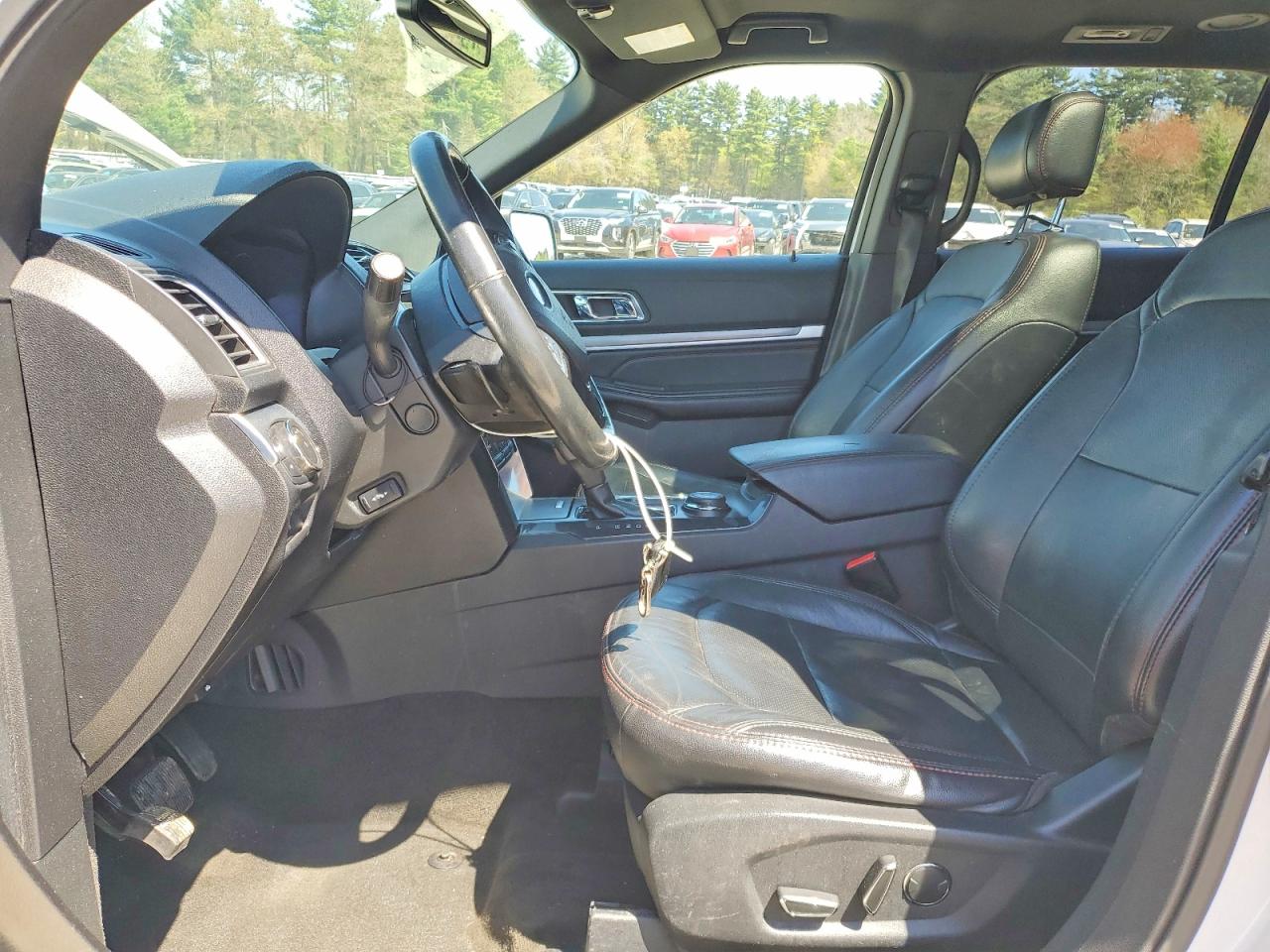Ford Explorer Sport