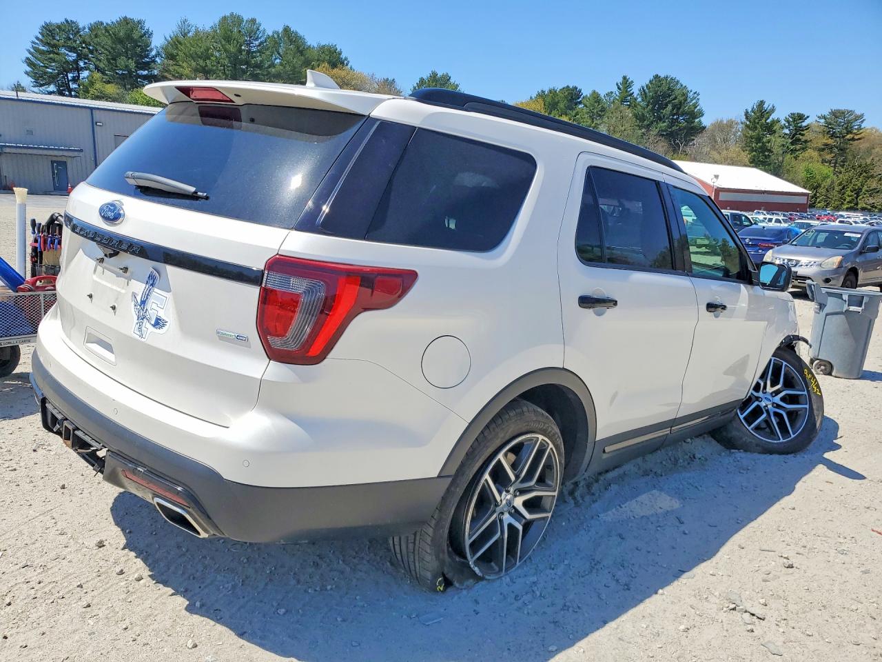 Ford Explorer Sport