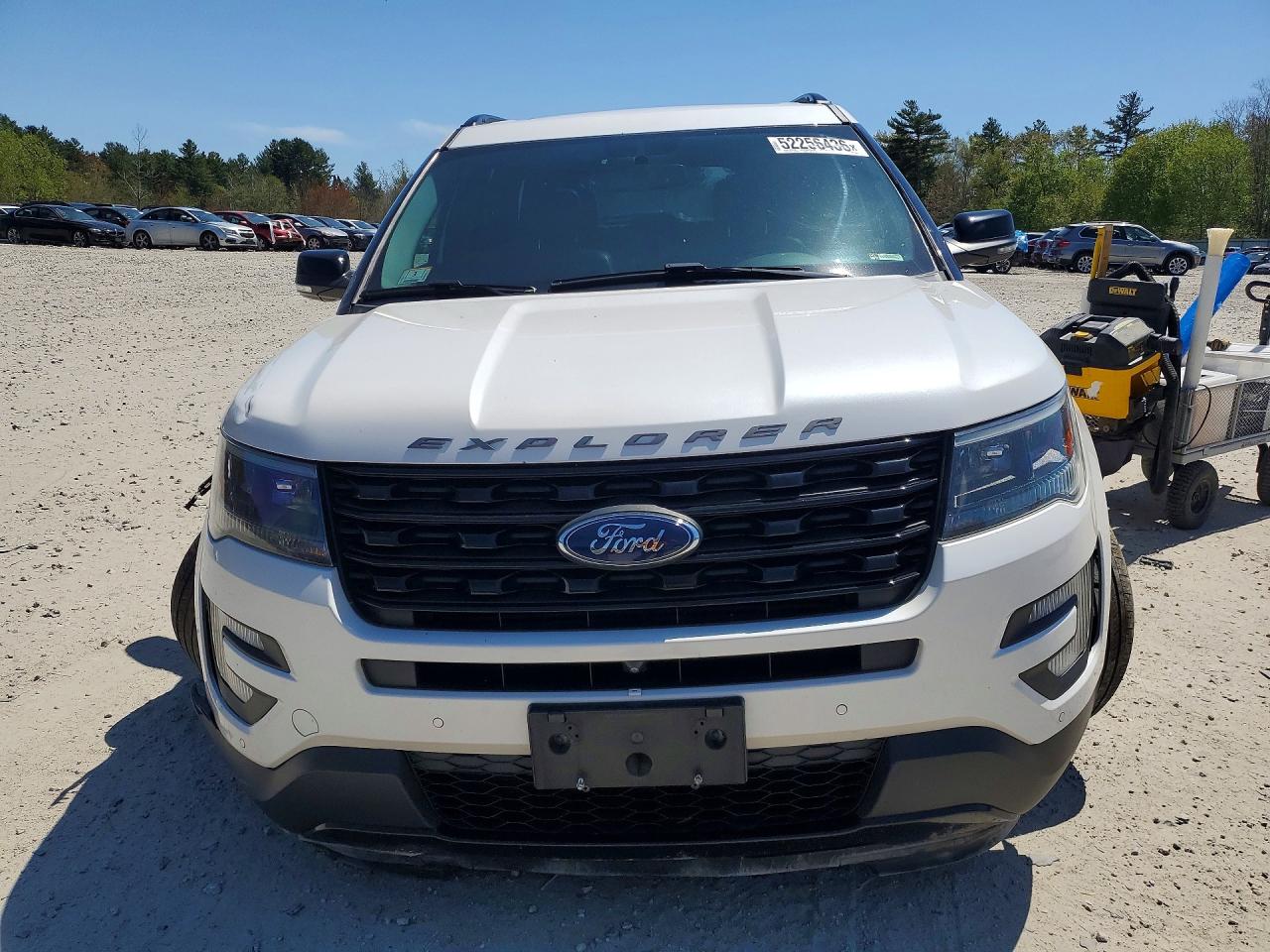 Ford Explorer Sport
