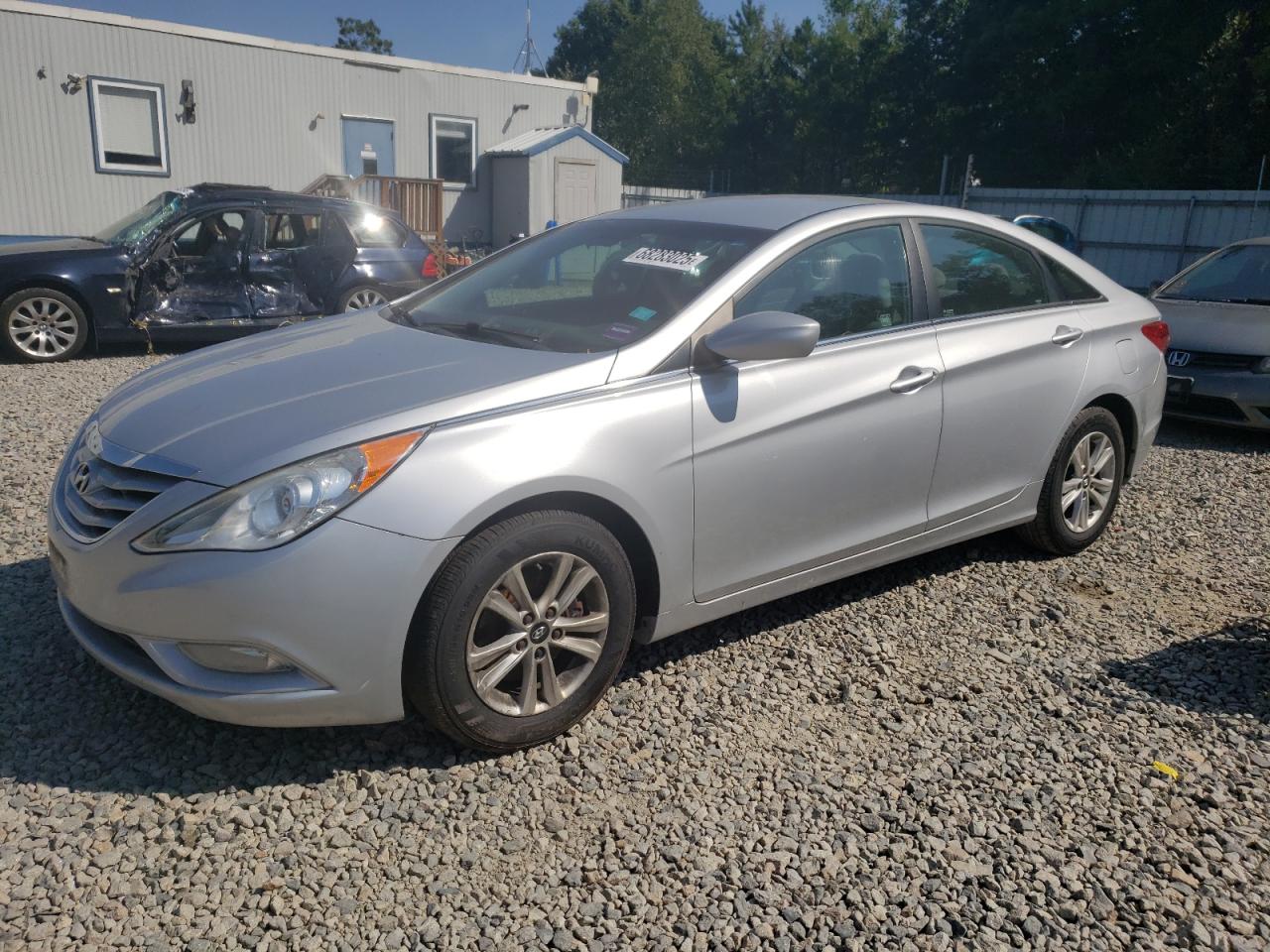 Salvage Hyundai SONATA Image