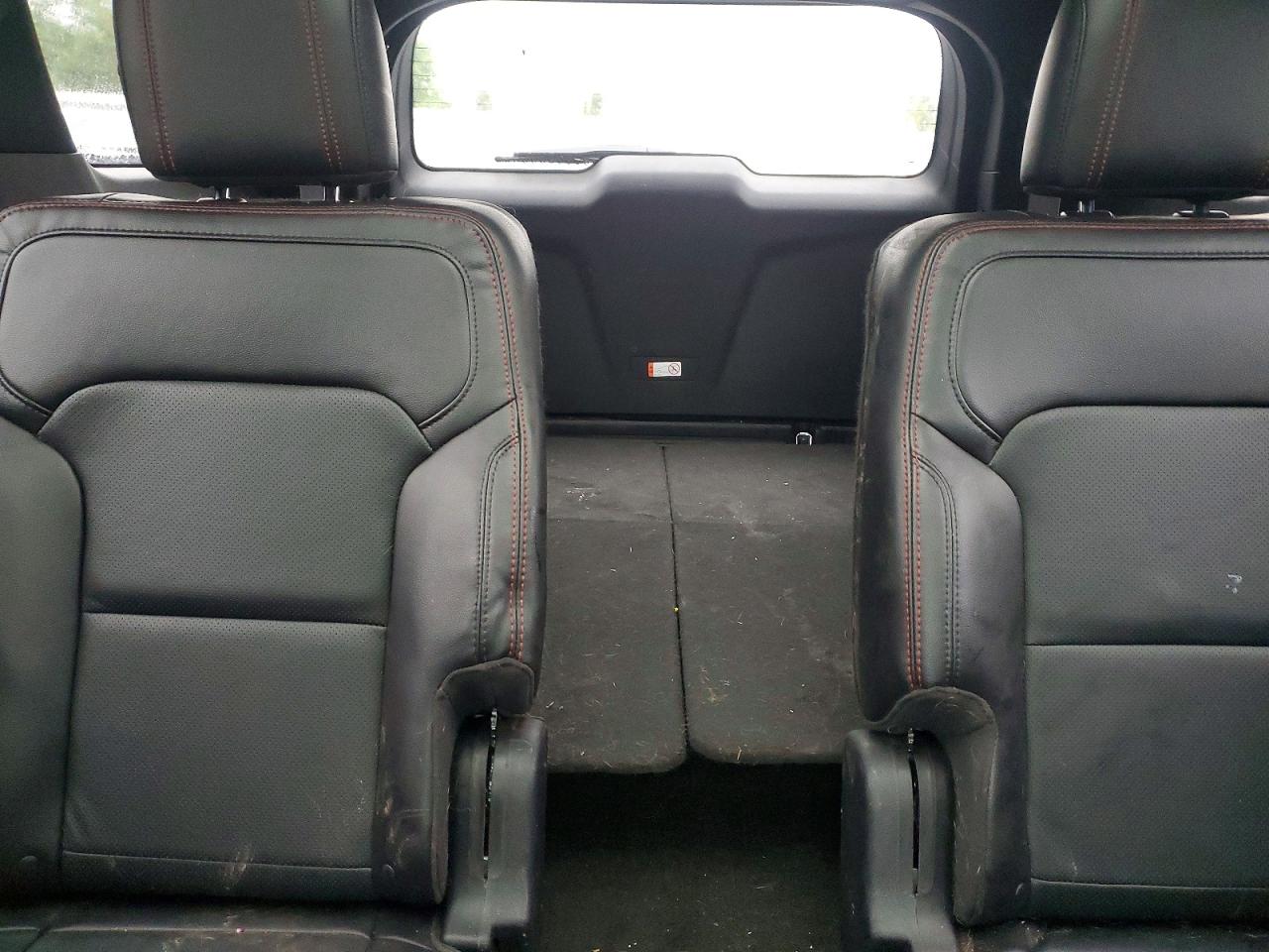 Ford Explorer Sport