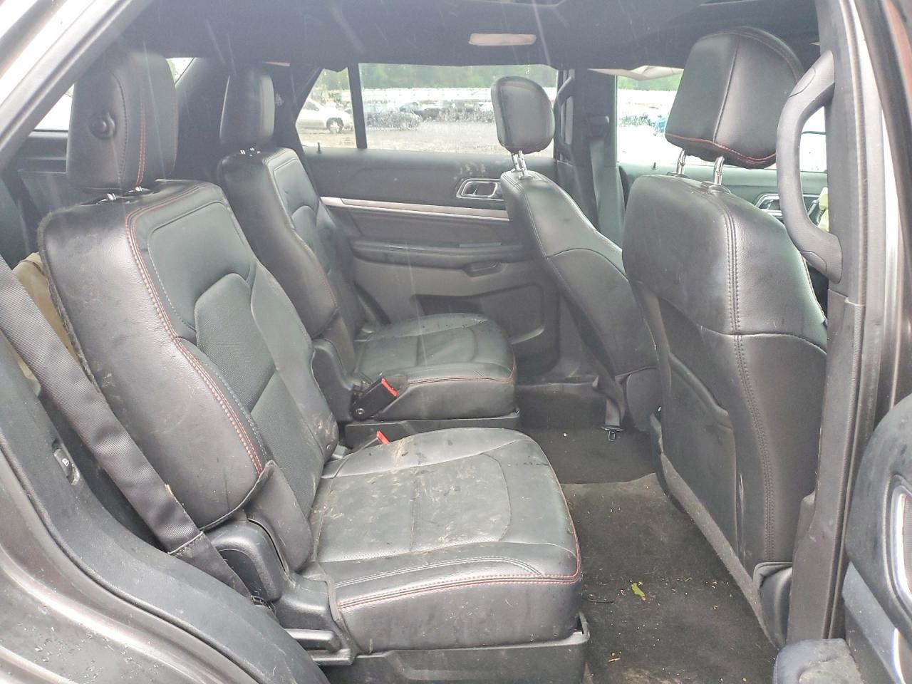 Ford Explorer Sport