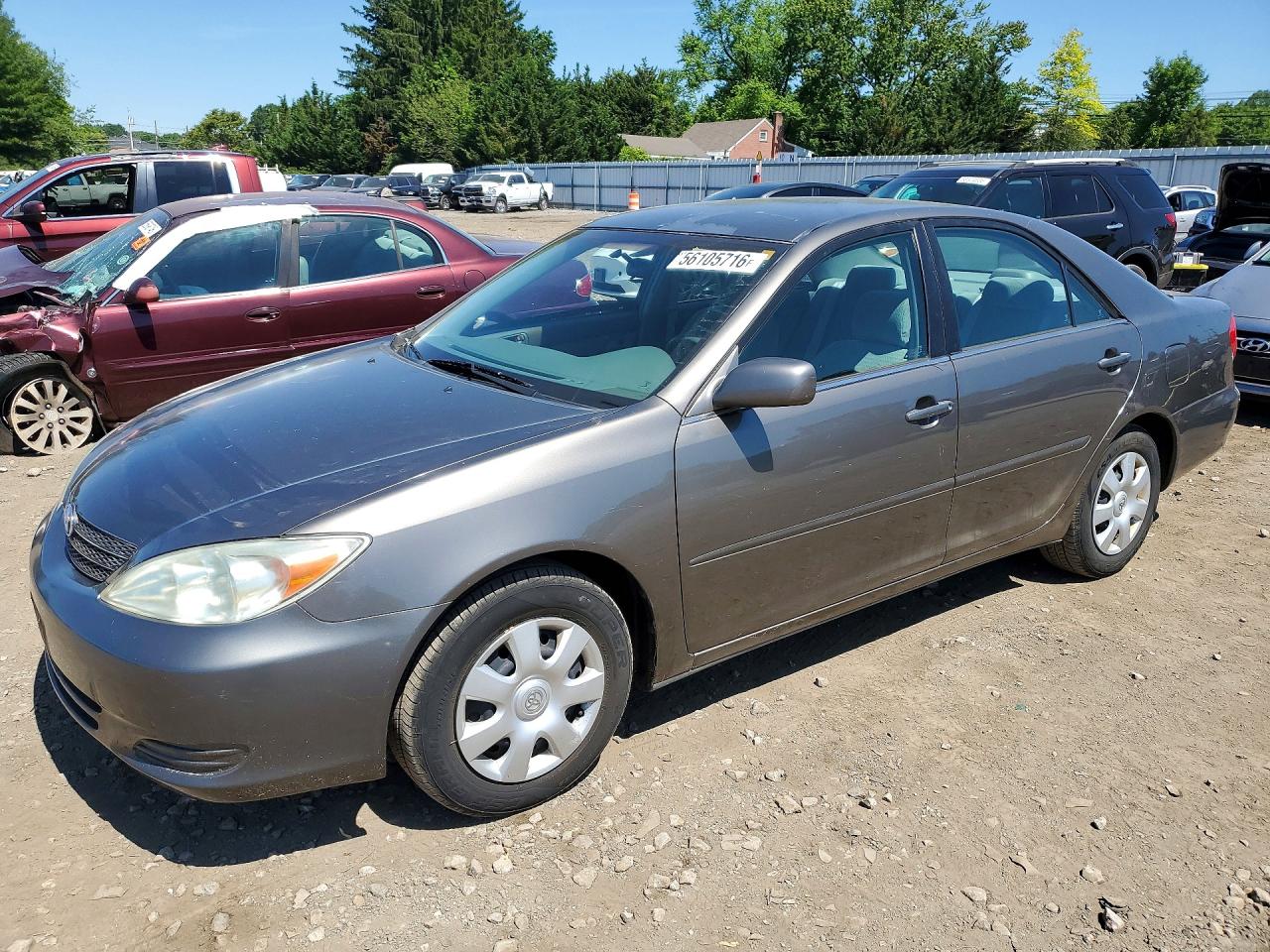 Salvage Toyota Camry Image