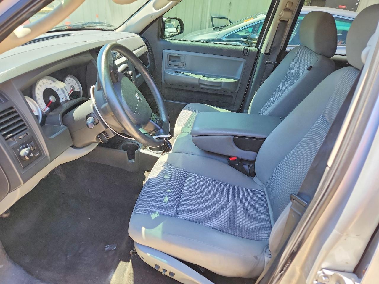 Dodge Dakota Quad Slt