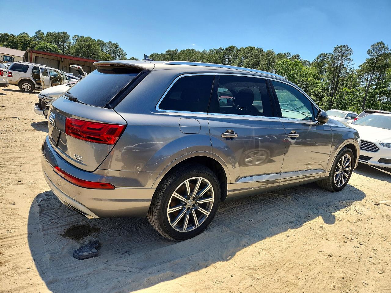 Audi Q7 Premium Plus