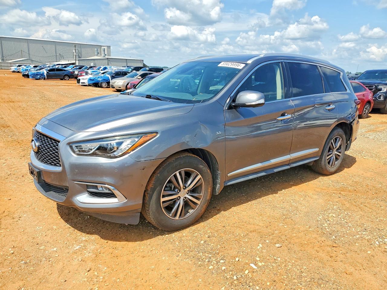 Salvage INFINITI Qx Image