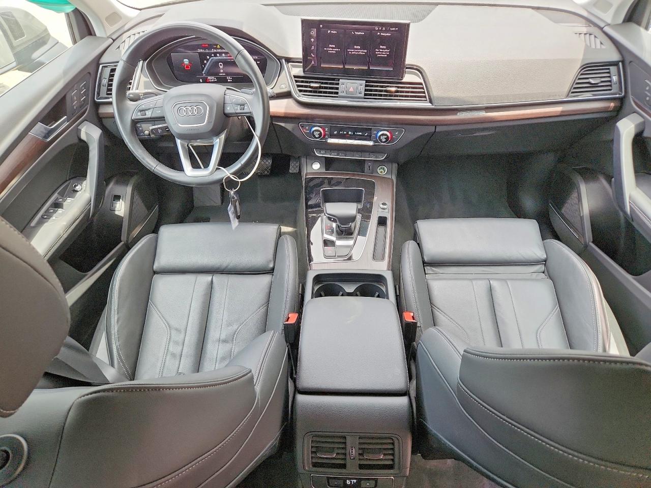 Audi Q5 Premium Plus 45