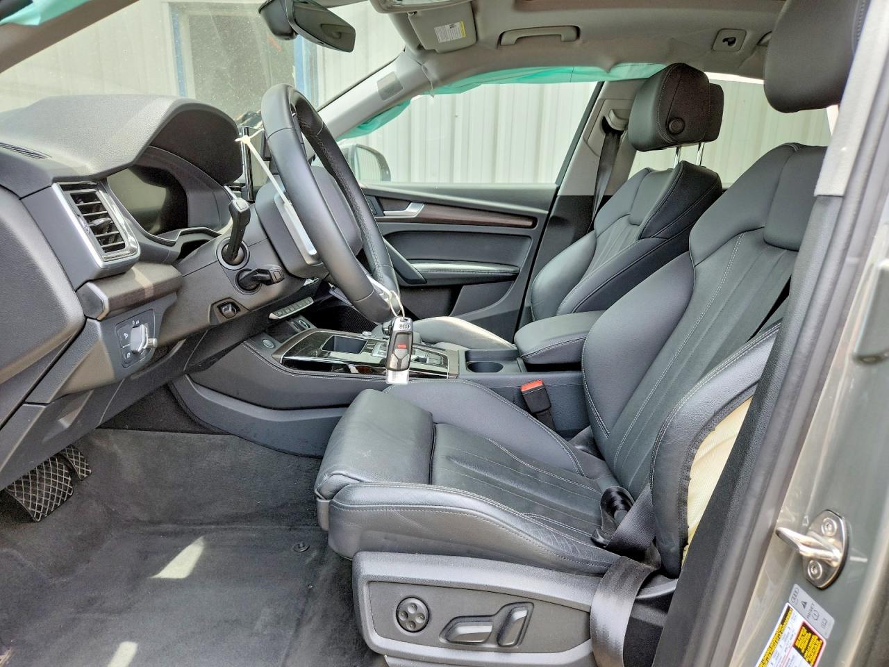 Audi Q5 Premium Plus 45