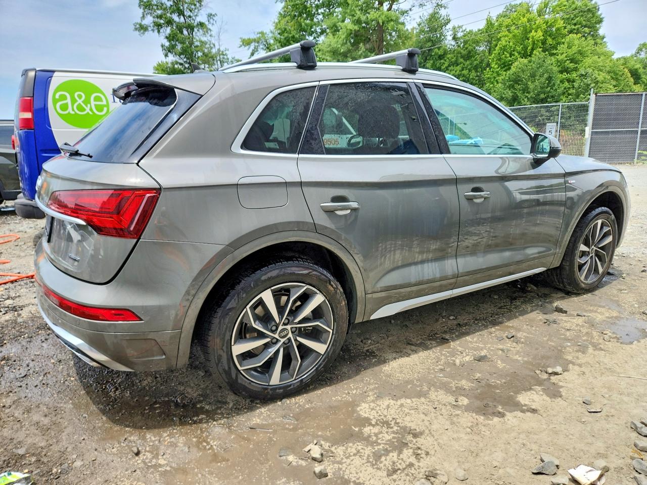 Audi Q5 Premium Plus 45