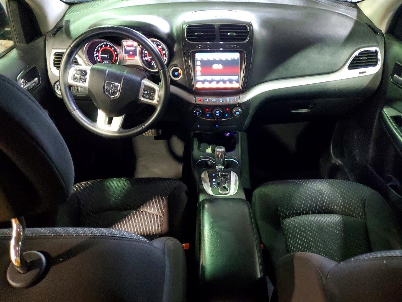 Dodge Journey Sxt