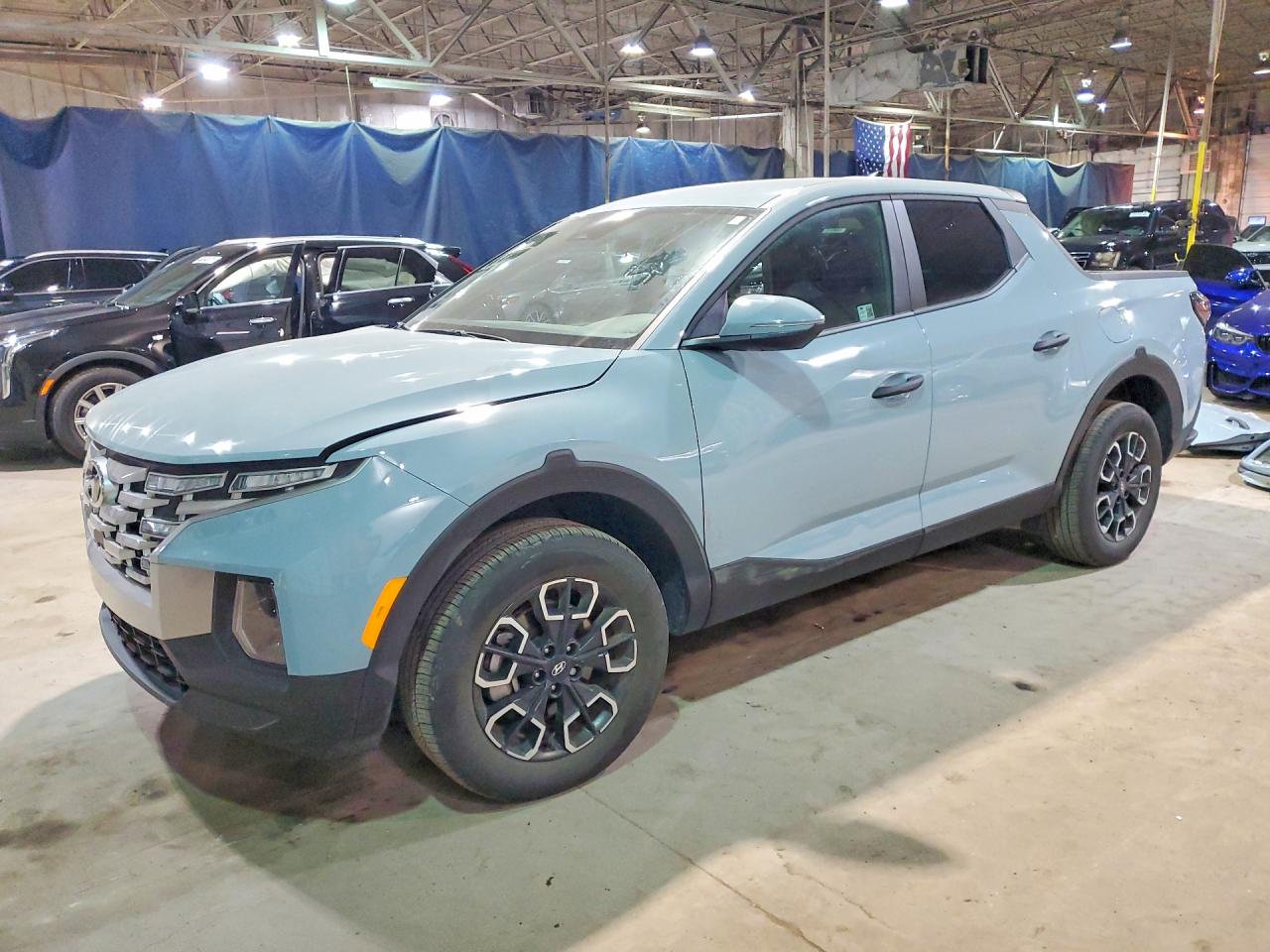 Salvage Hyundai SANTA CRUZ Image