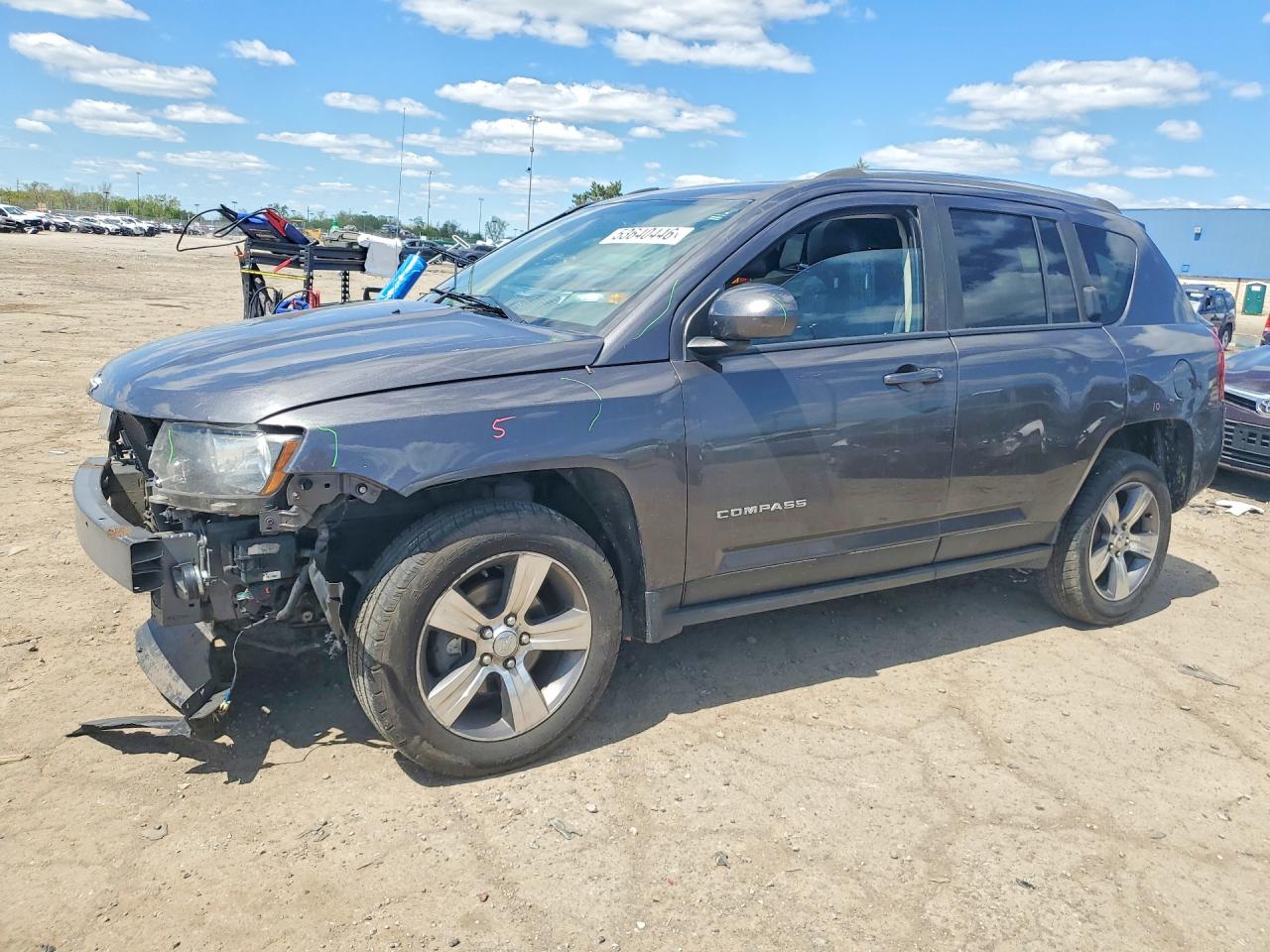 Salvage Jeep Compass Image