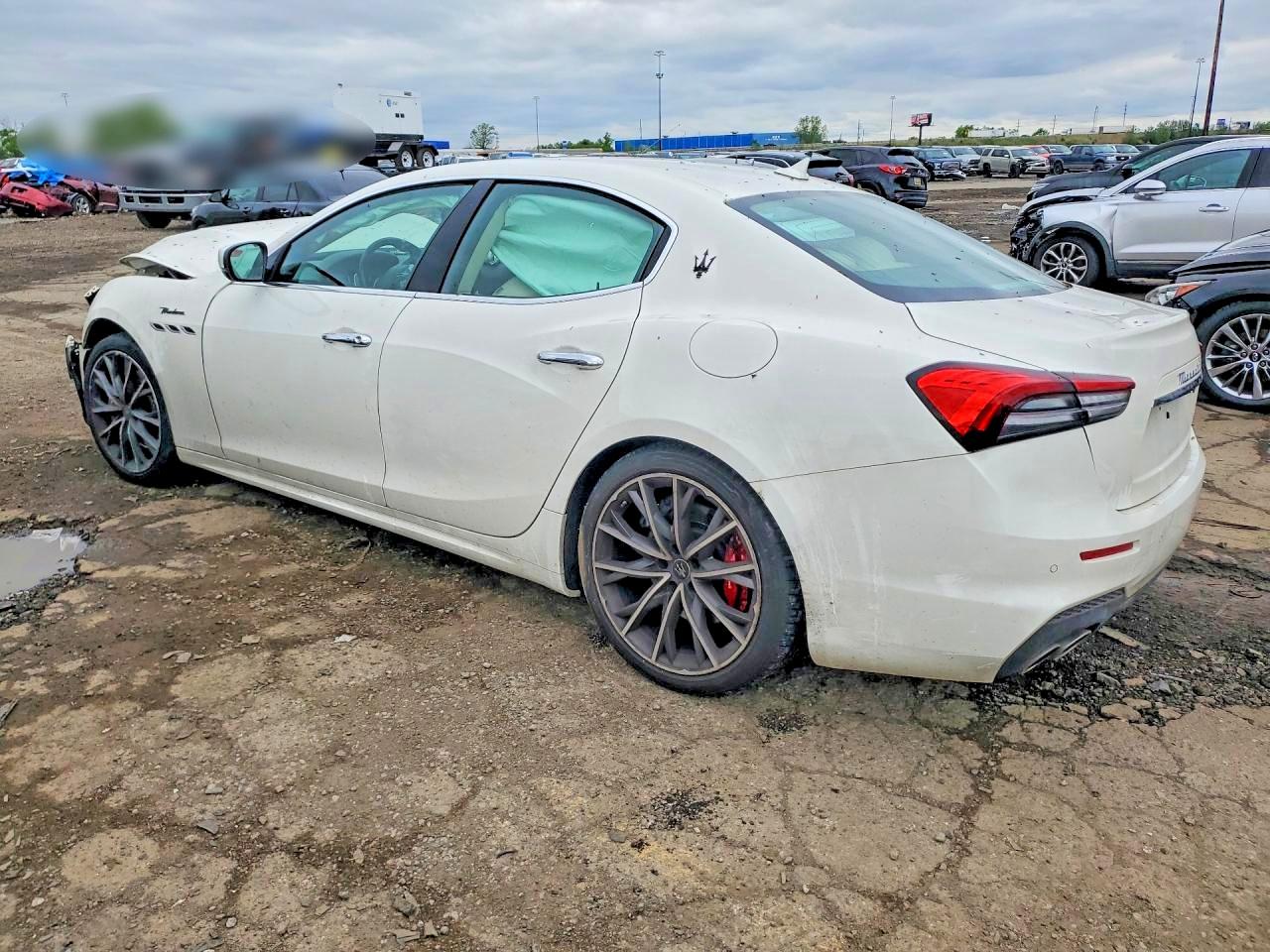 Maserati Ghibli Modena