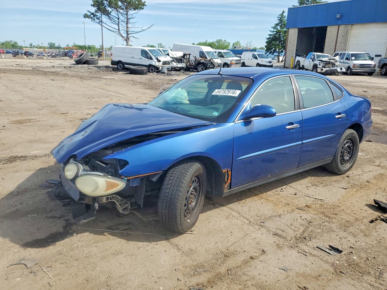 Salvage Buick LaCrosse Image